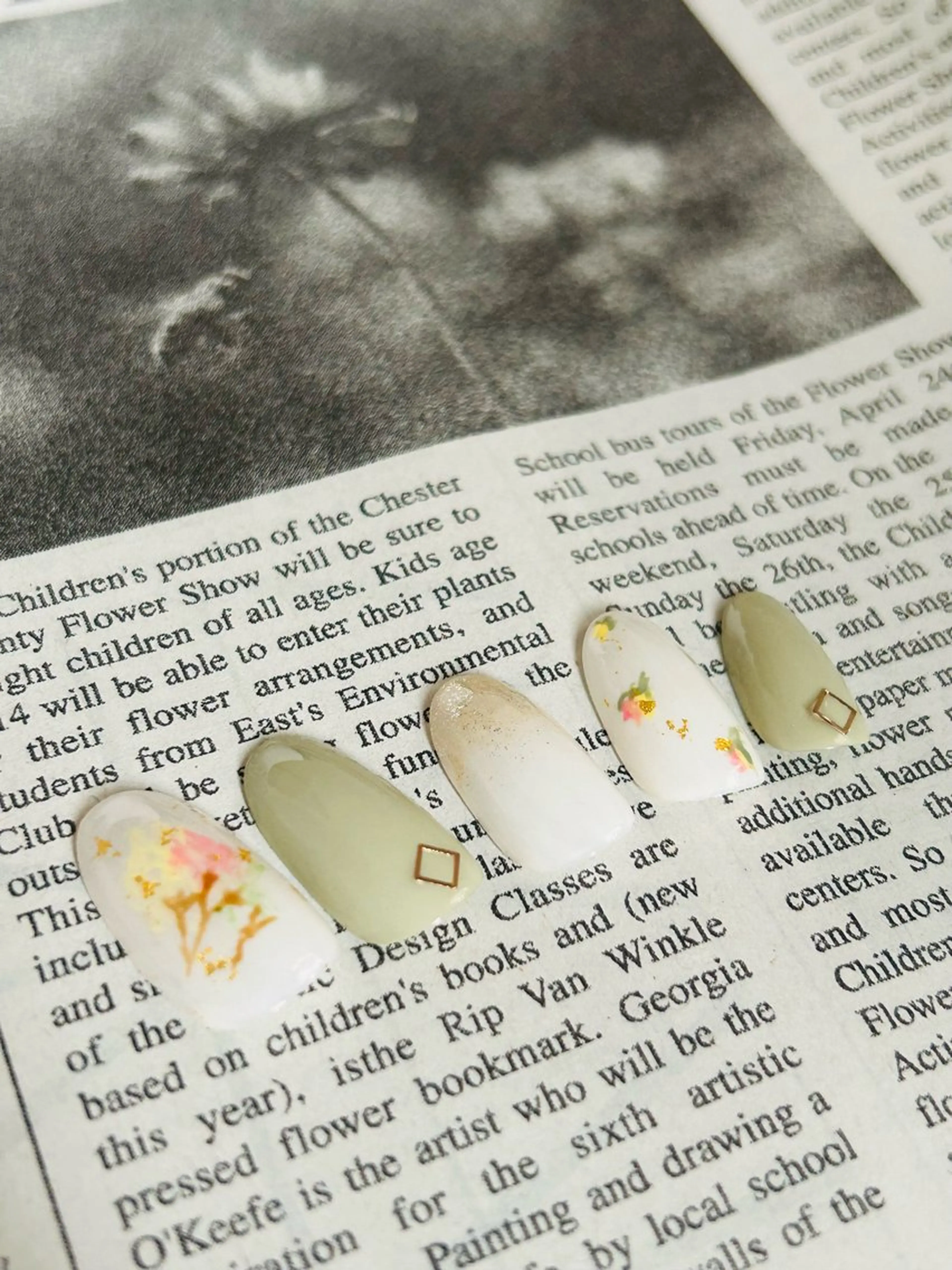 ネイル アートネイル フラワーネイル ニュアンスネイル la grace ネイルサロンのネイルデザイン