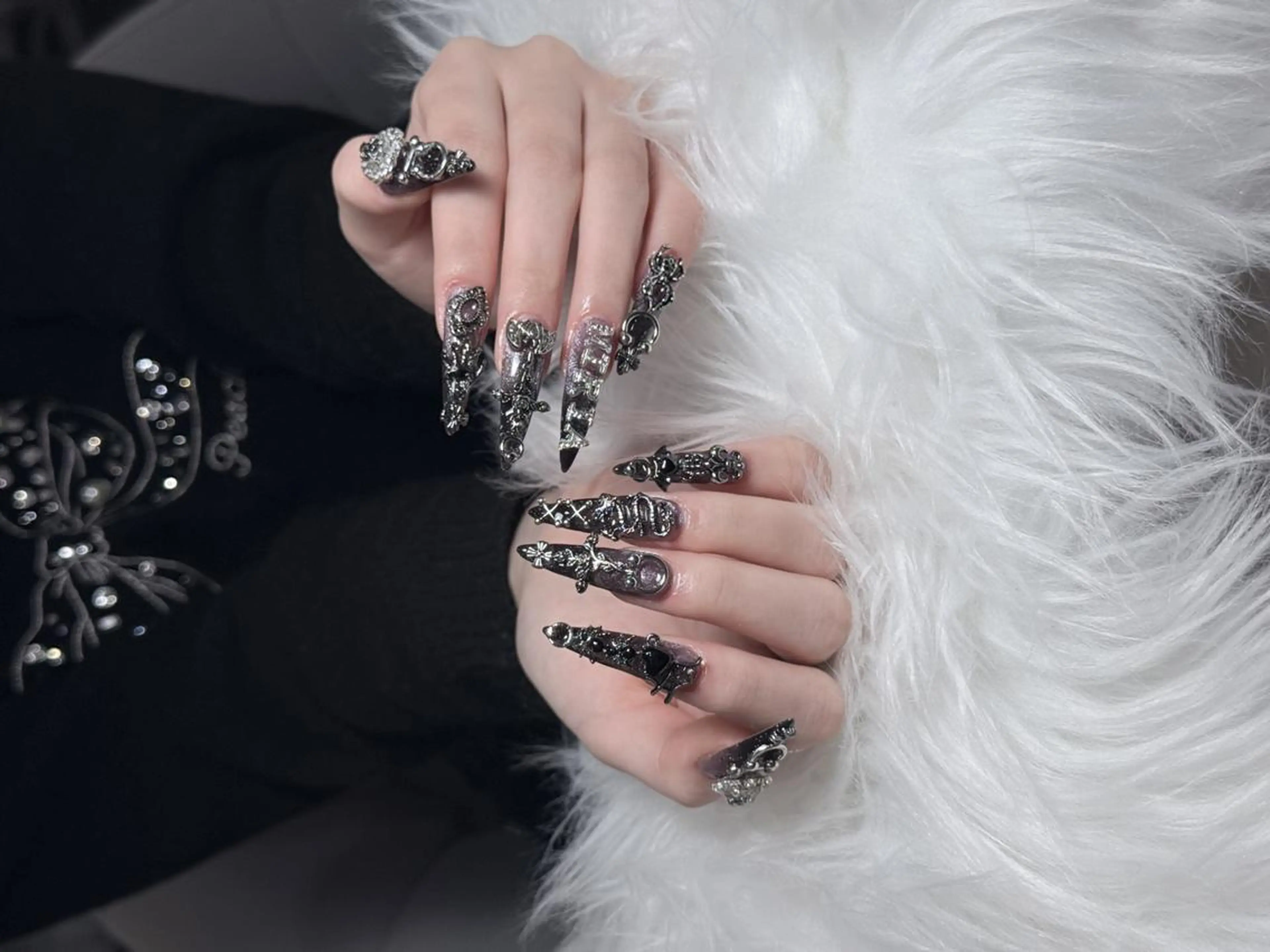 ネイル ボルドー チークネイル 長さ出し フレンチネイル ジェルネイル Emi🌸Belle Nail Salonのネイルデザイン