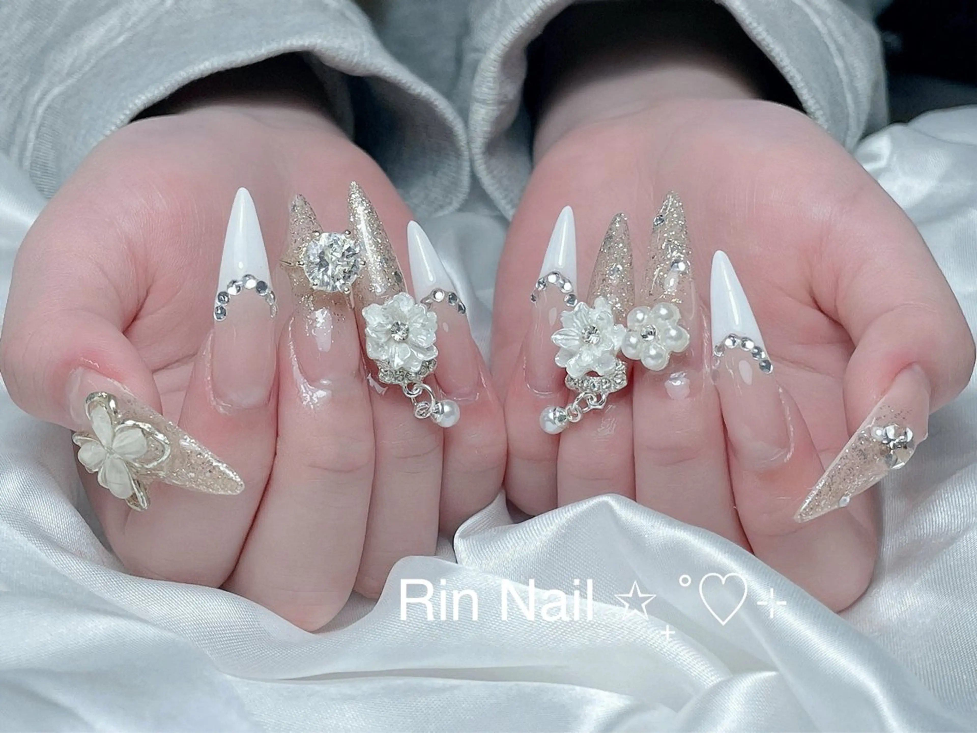 ネイル アートネイル 成人式 ロングネイル ニュアンスネイル スカルプネイル ハンドネイル Rin Nail 新大久保店のネイルデザイン