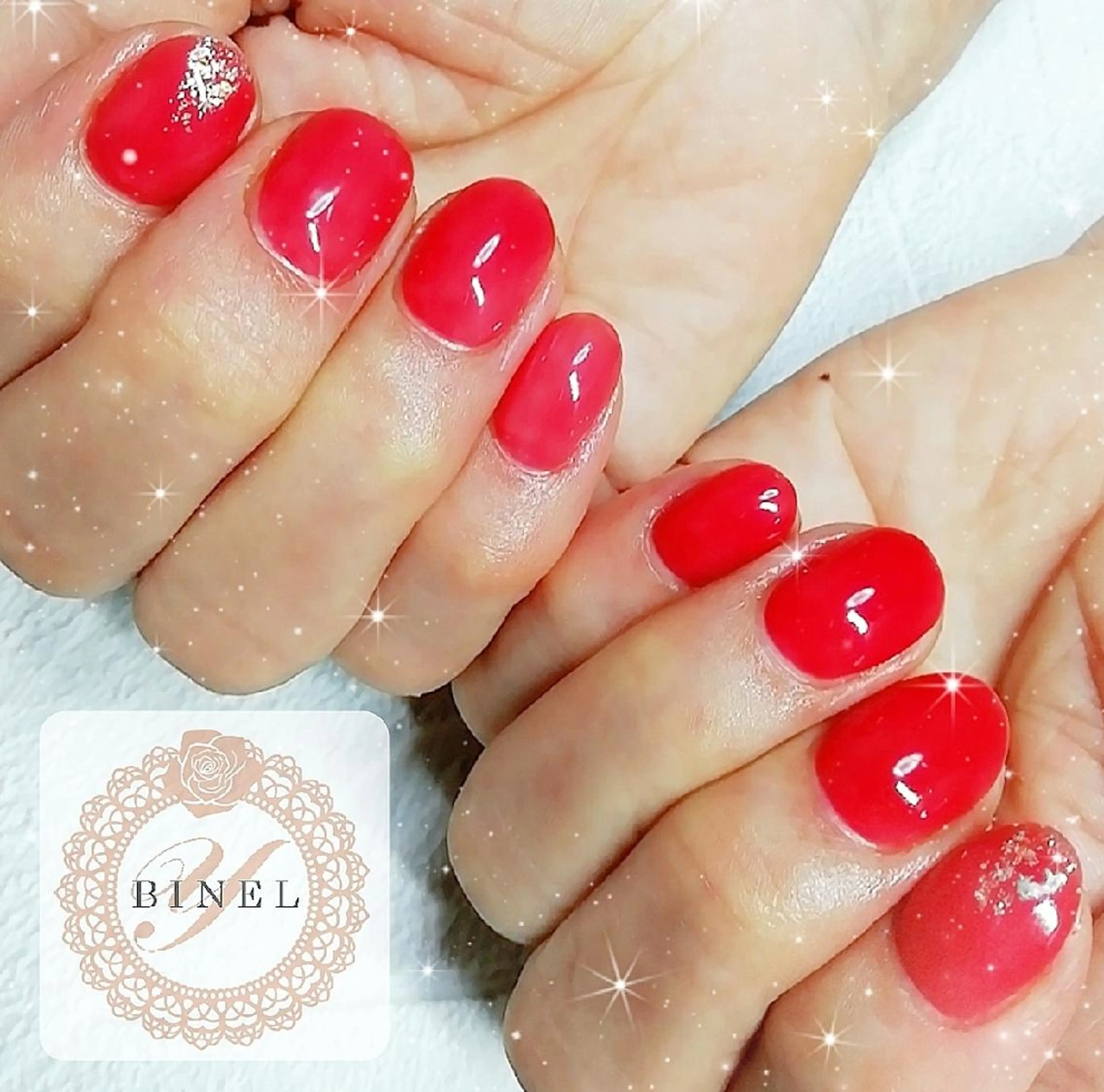 ネイル ラメ(グリッター) 赤色 ハンドネイル Nail Salon Y.BINELのネイルデザイン