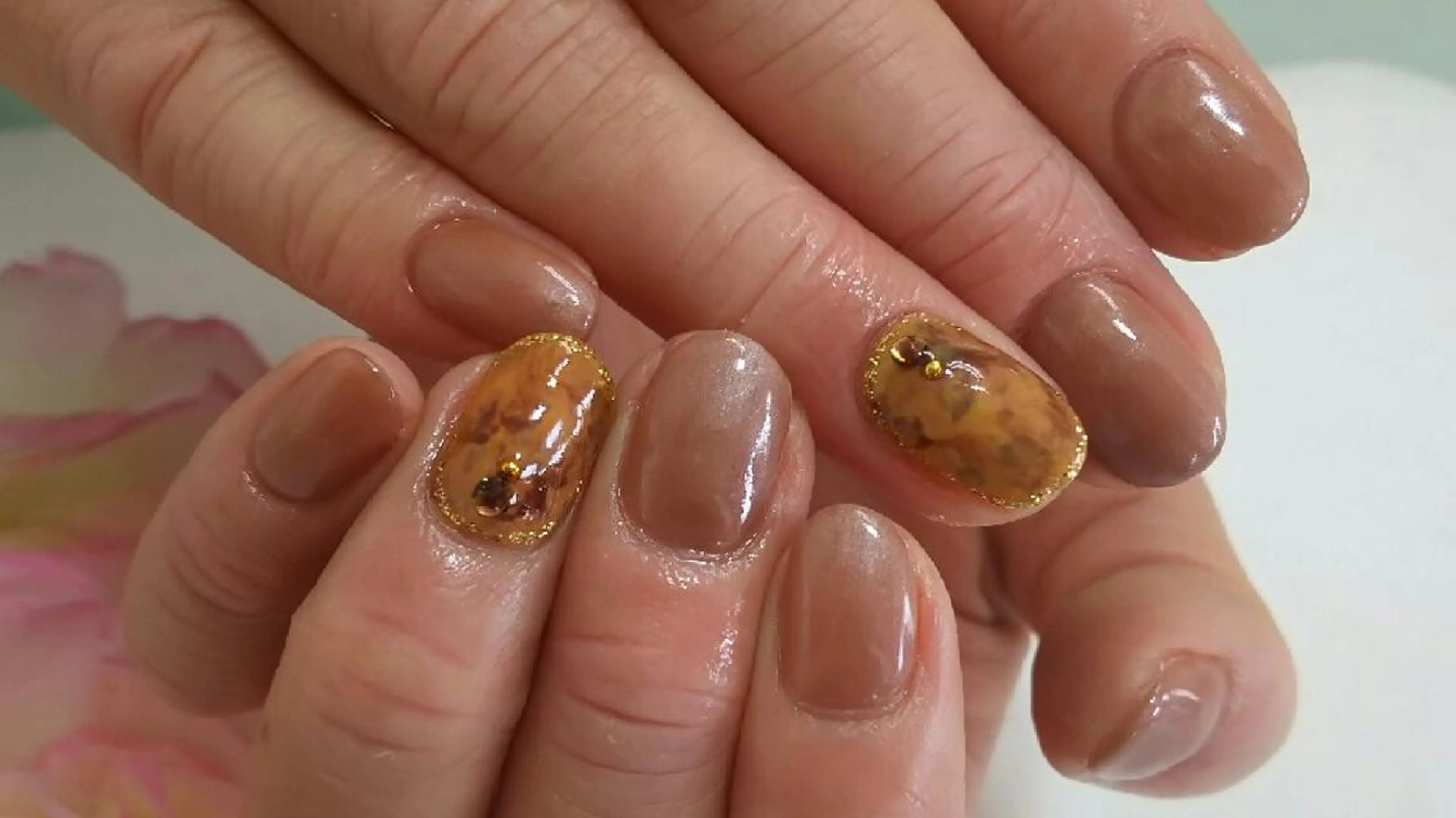ショート ミディアム セミロング ロング カラー ネイル まつエク べっ甲ネイル Lino Nail(リノネイル)所属・Lino Nail sekitomiのネイルデザイン