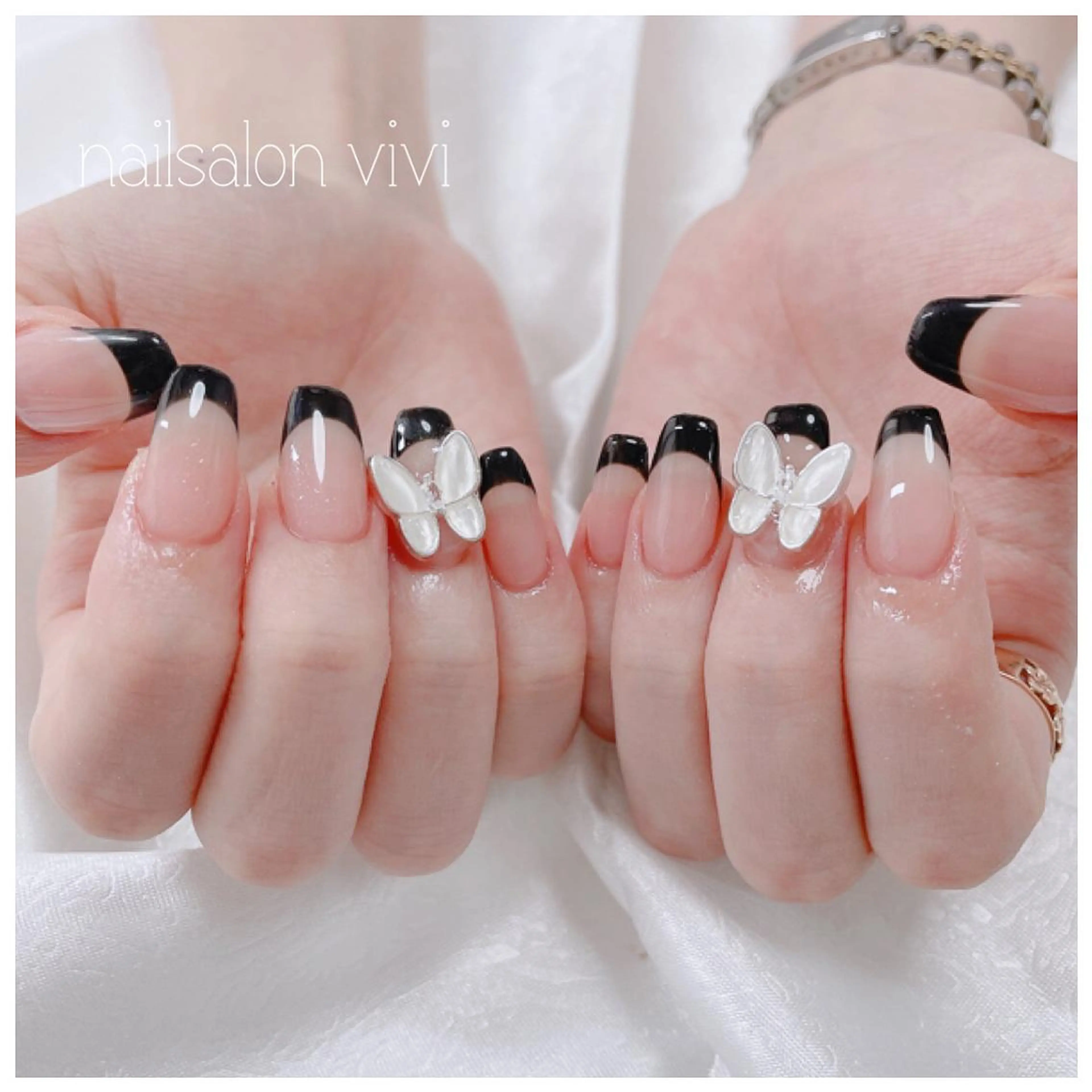 ネイル ＶＩＶＩ nailsalonのネイルデザイン