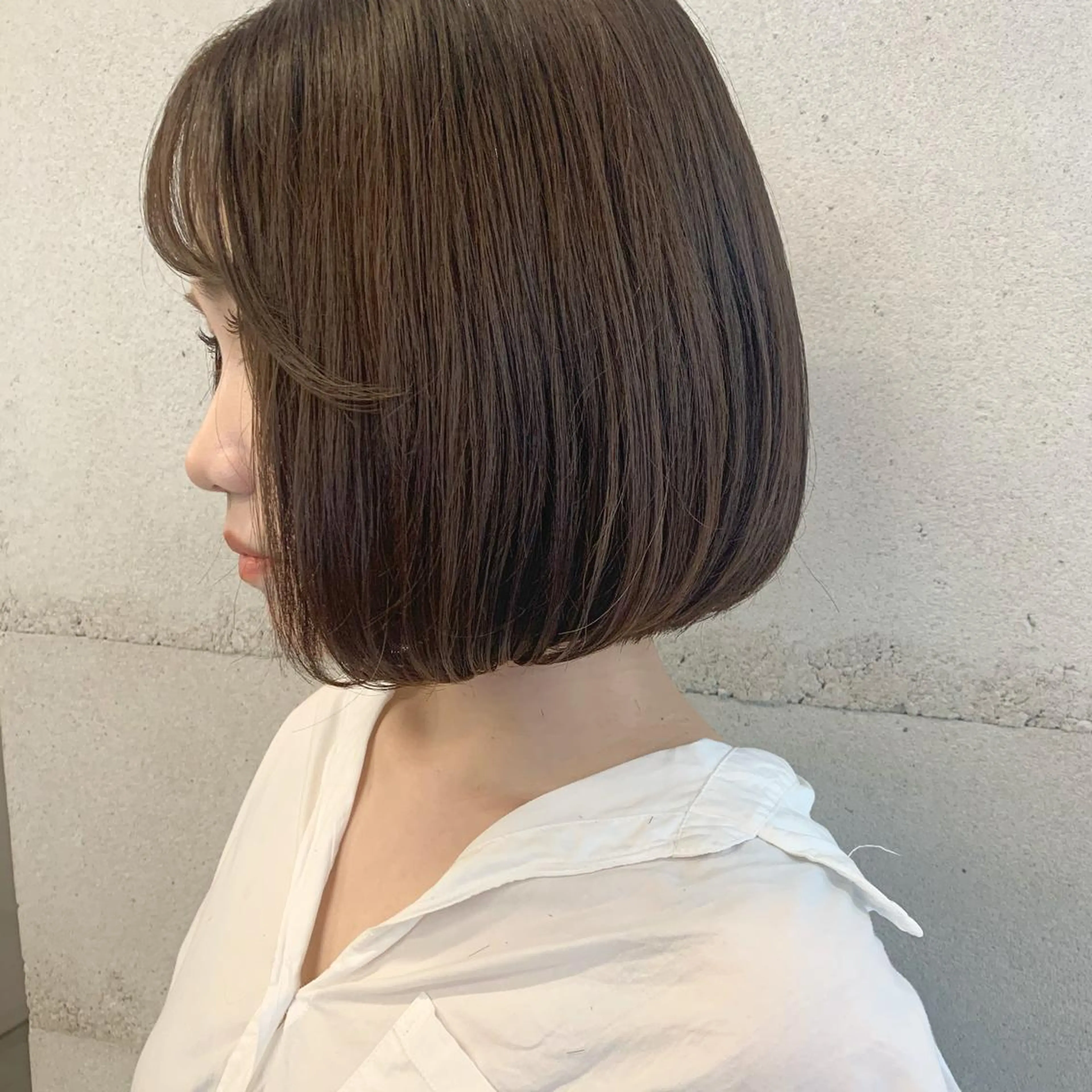 ショート カラー 透明感/オリーブ/ グレージュ/YUKAのヘアスタイル