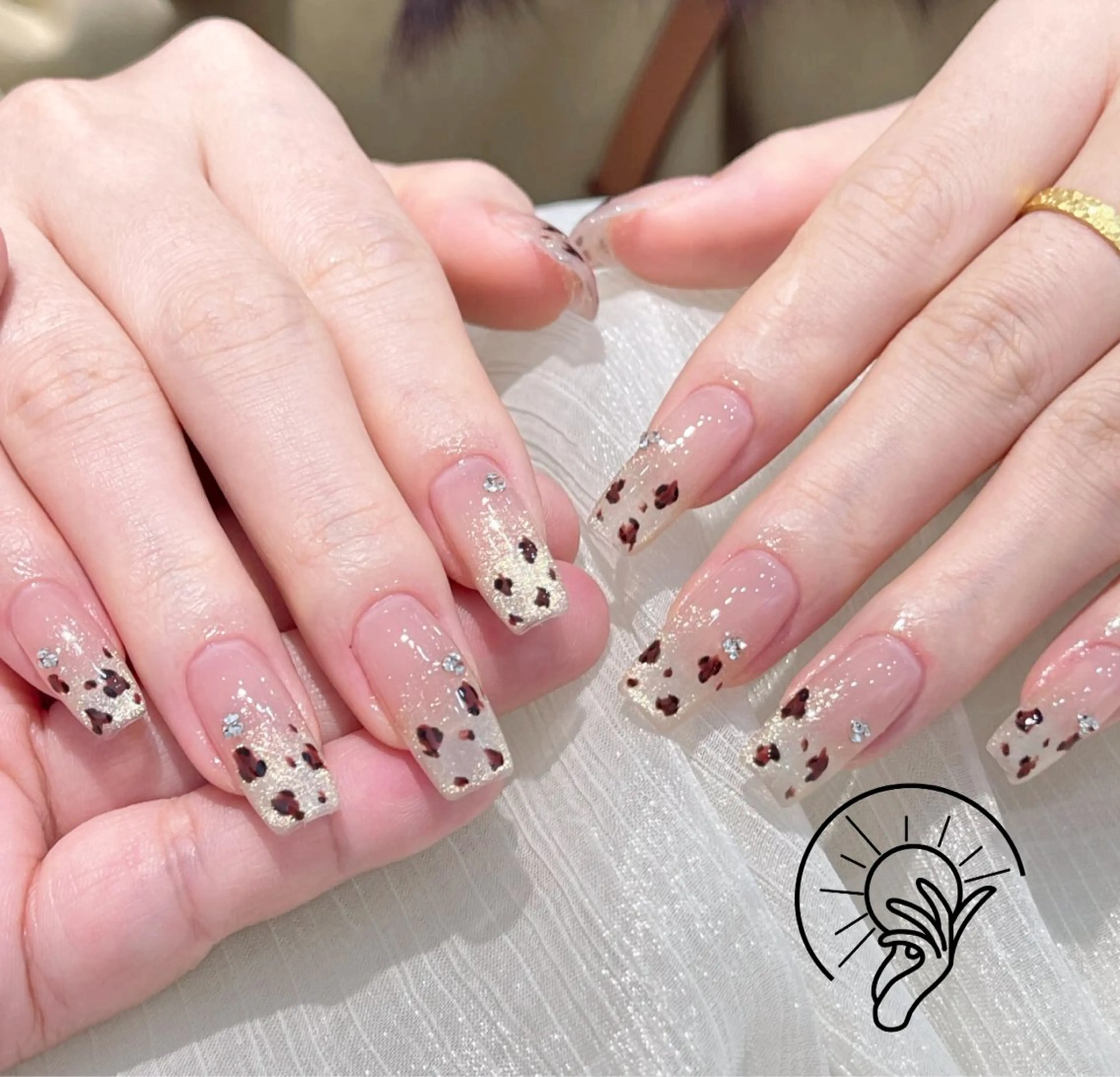 ネイル チークネイル 長さ出し フレンチネイル ガーリー 韓国ネイル sun nail池袋 モデル募集のネイルデザイン
