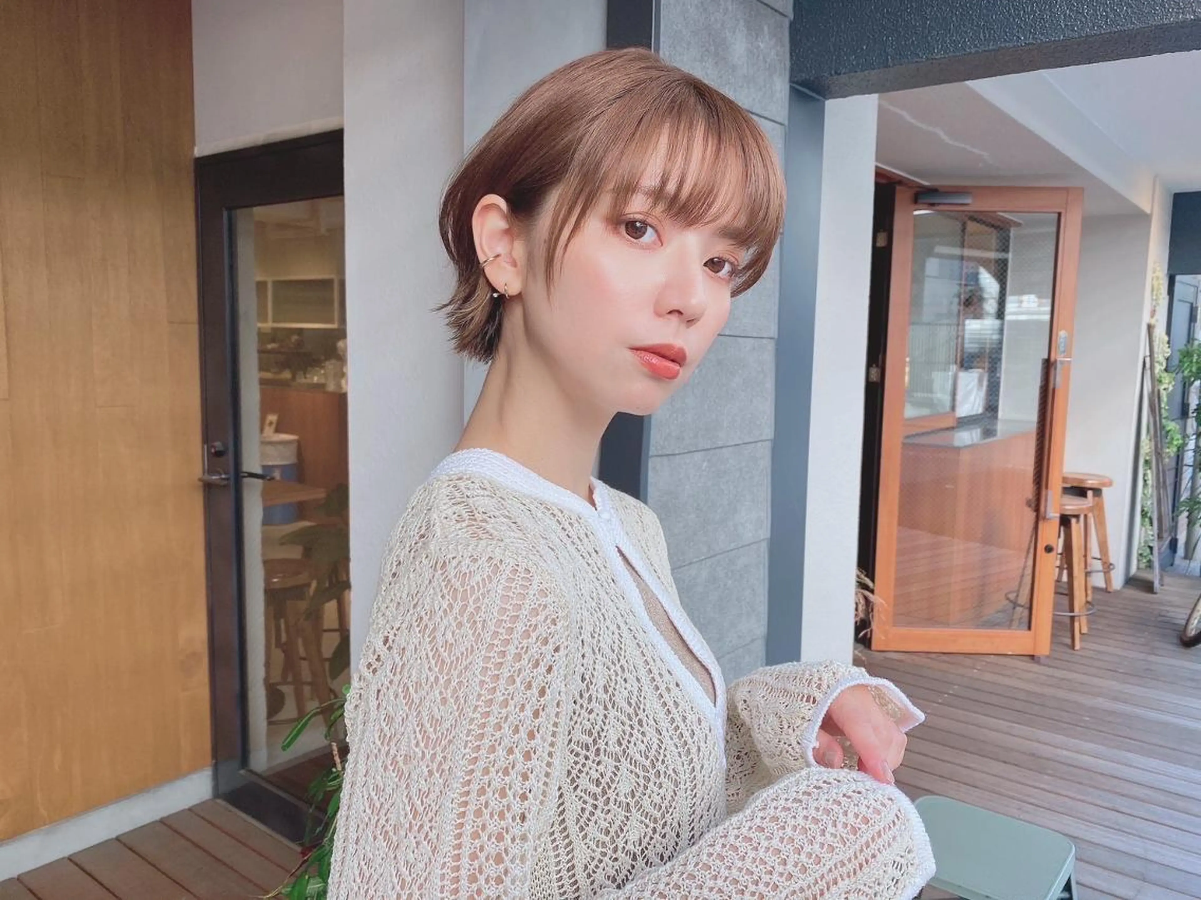 ミディアム ルービック 梅田茶屋町店のヘアスタイル