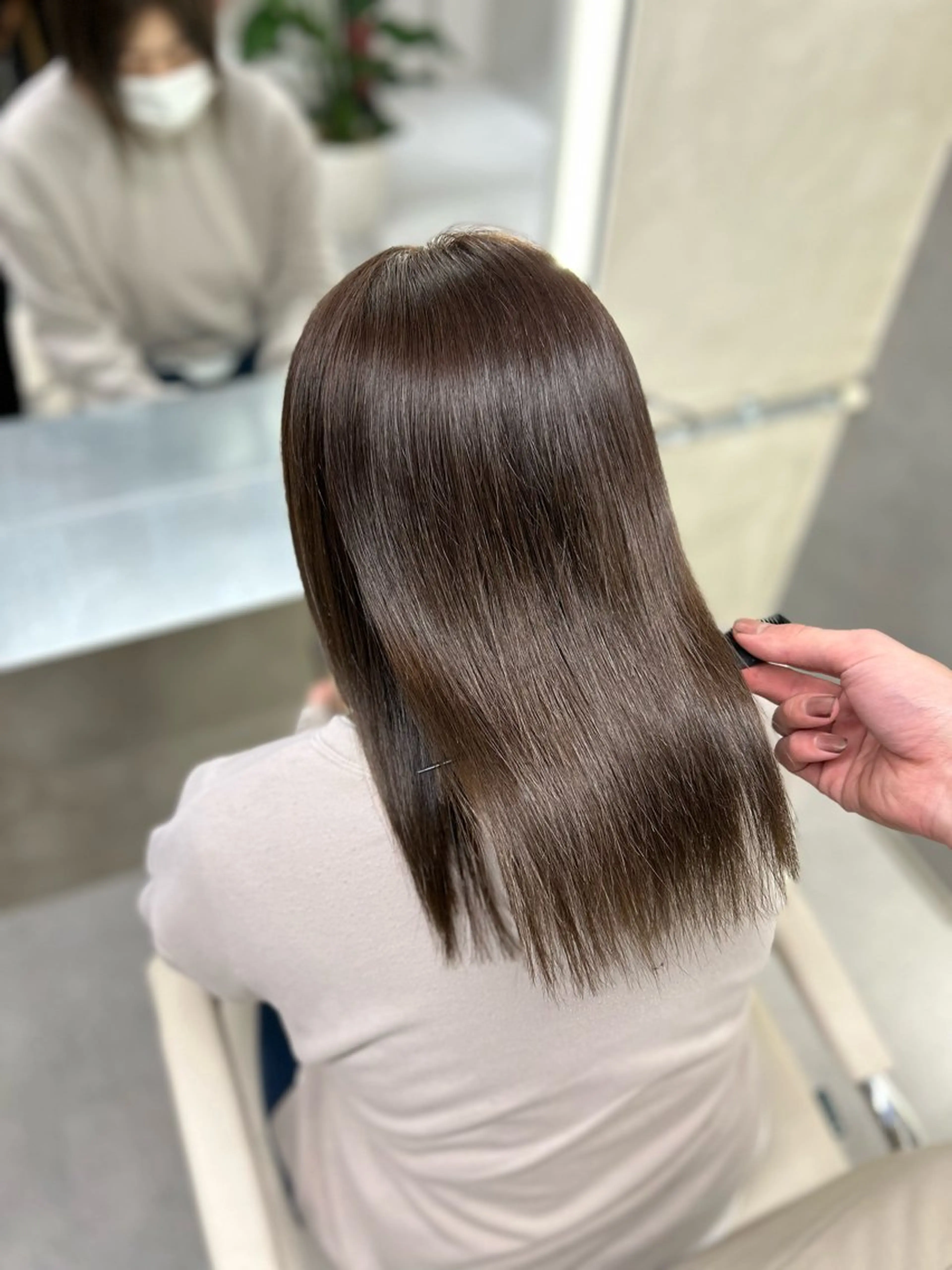 ミディアム カット ヘアカラー トリートメント 阿倍野/髪質改善 /縮毛矯正/坪田幸広のヘアスタイル