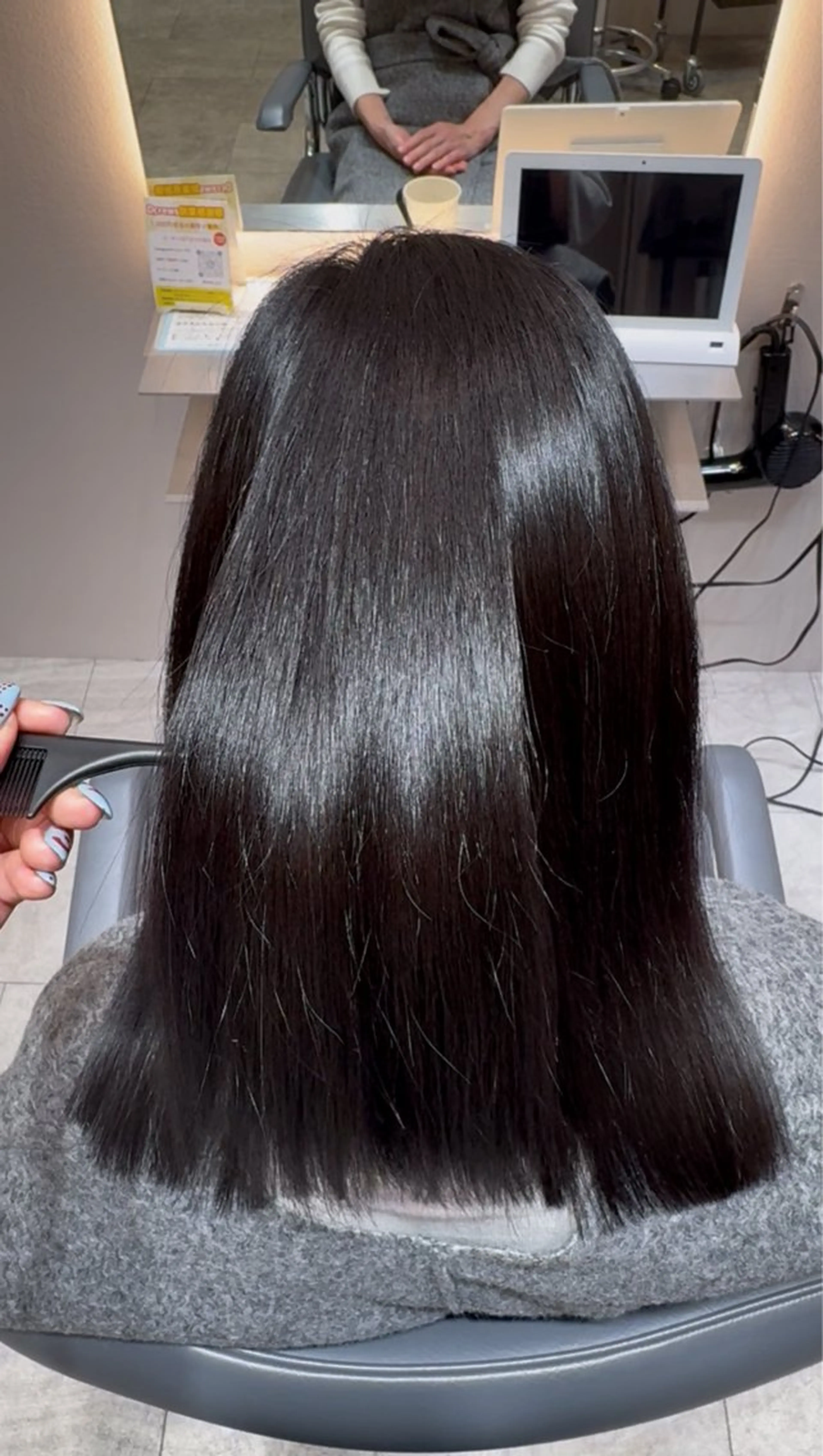 髪質改善縮毛矯正＋サービスカット＋ベースtrの写真