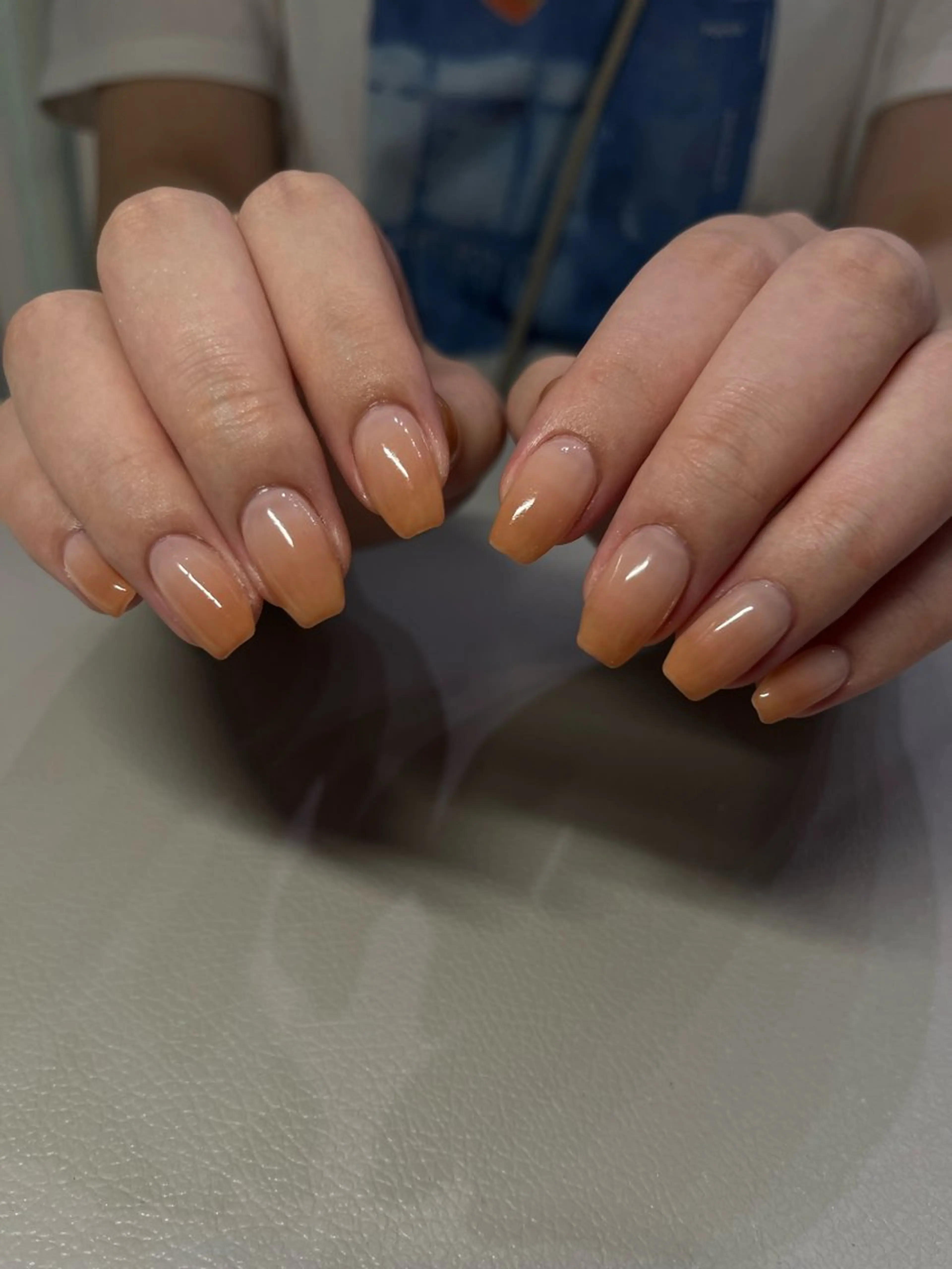 ネイル グラデーション Ray. ちゅるん系ニュアンスのネイルデザイン