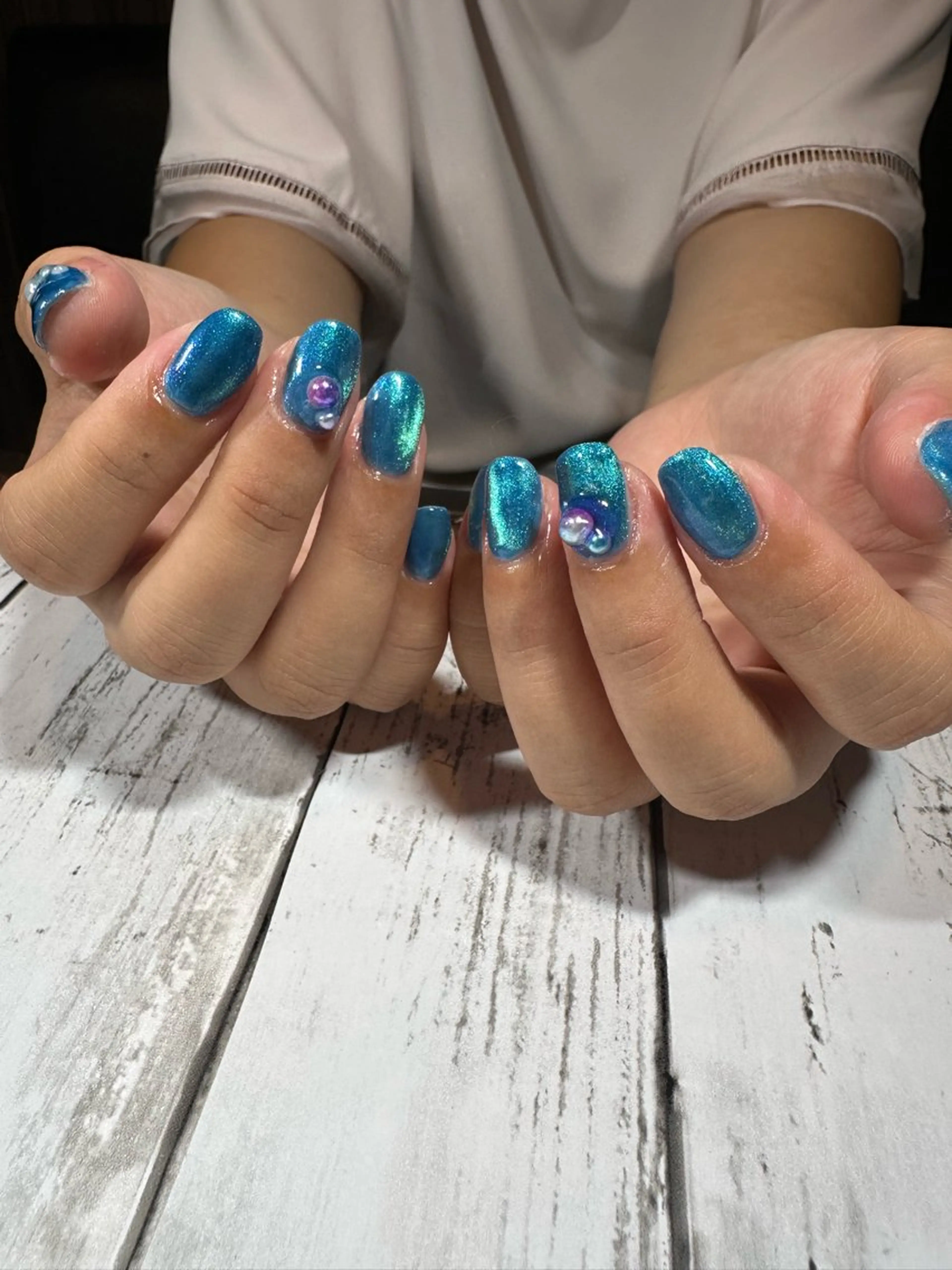 ネイル e.nail所属・🍎吉田 恵里🍎のネイルデザイン