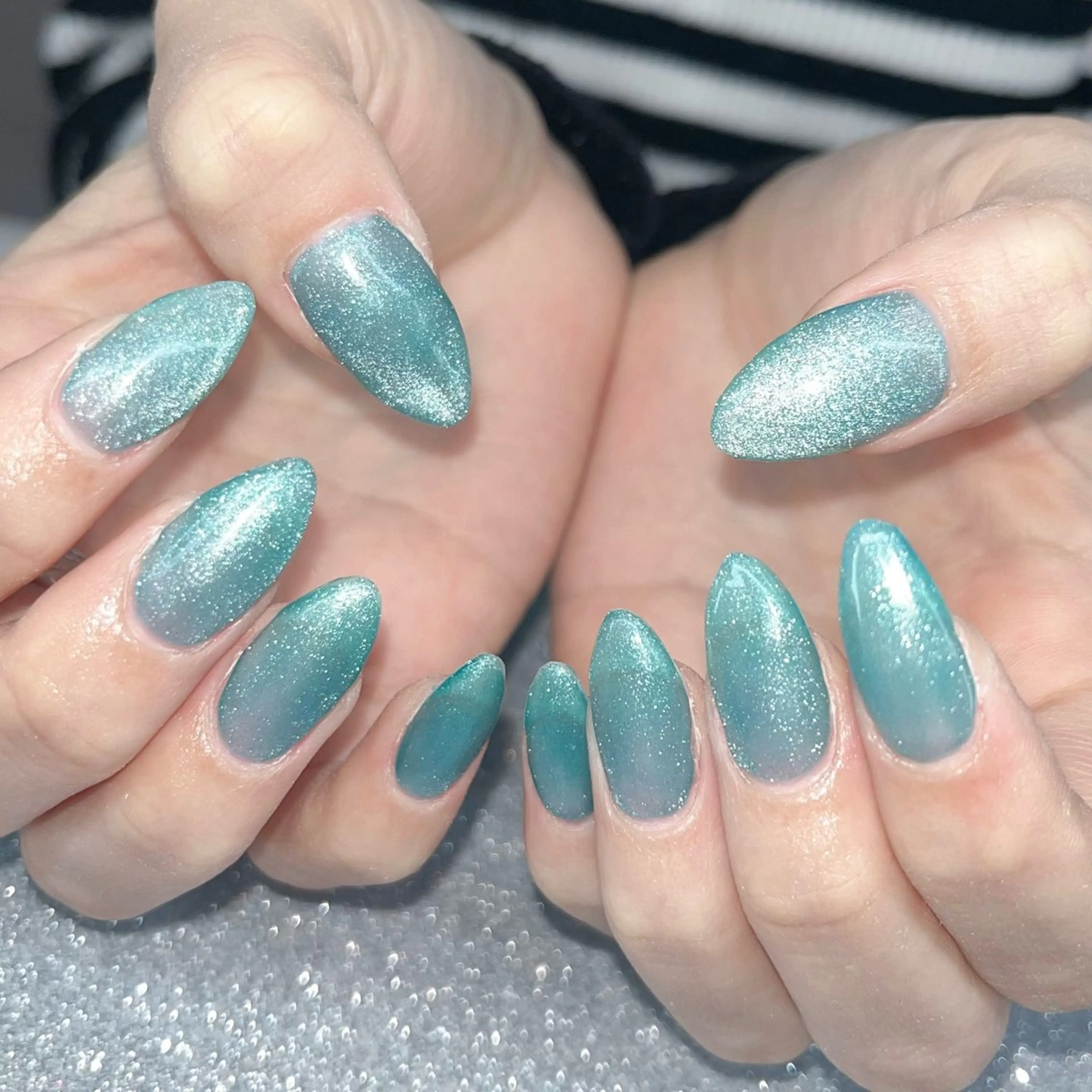 ネイル ハンドネイル VIERU YURIのネイルデザイン