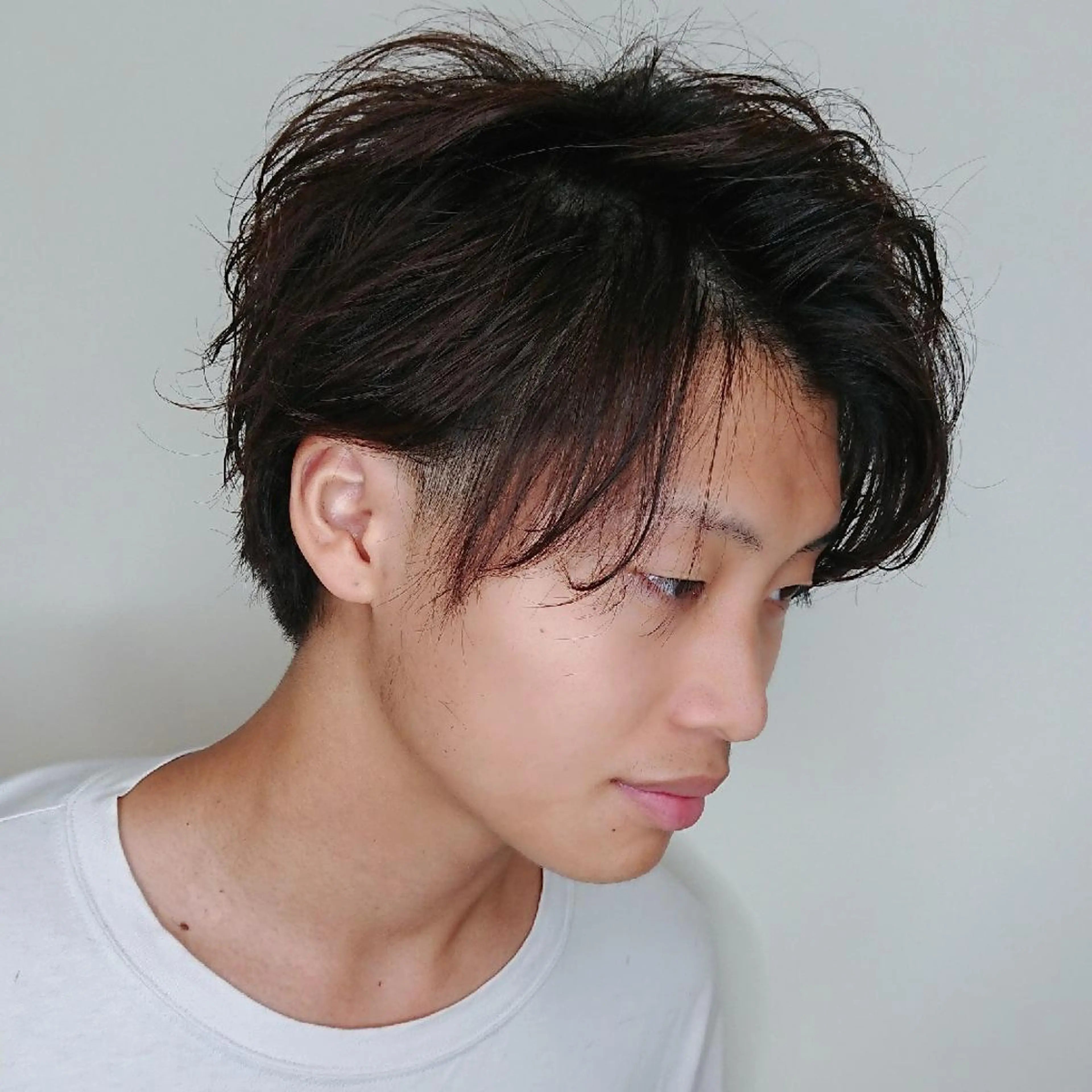 メンズ カラー パーマ ヘアアレンジ アップバング メンズブリーチ マッシュ メンズパーマ ブリーチ ブリーチ/ヘアケア/ 艶髪/イギチハルのヘアスタイル