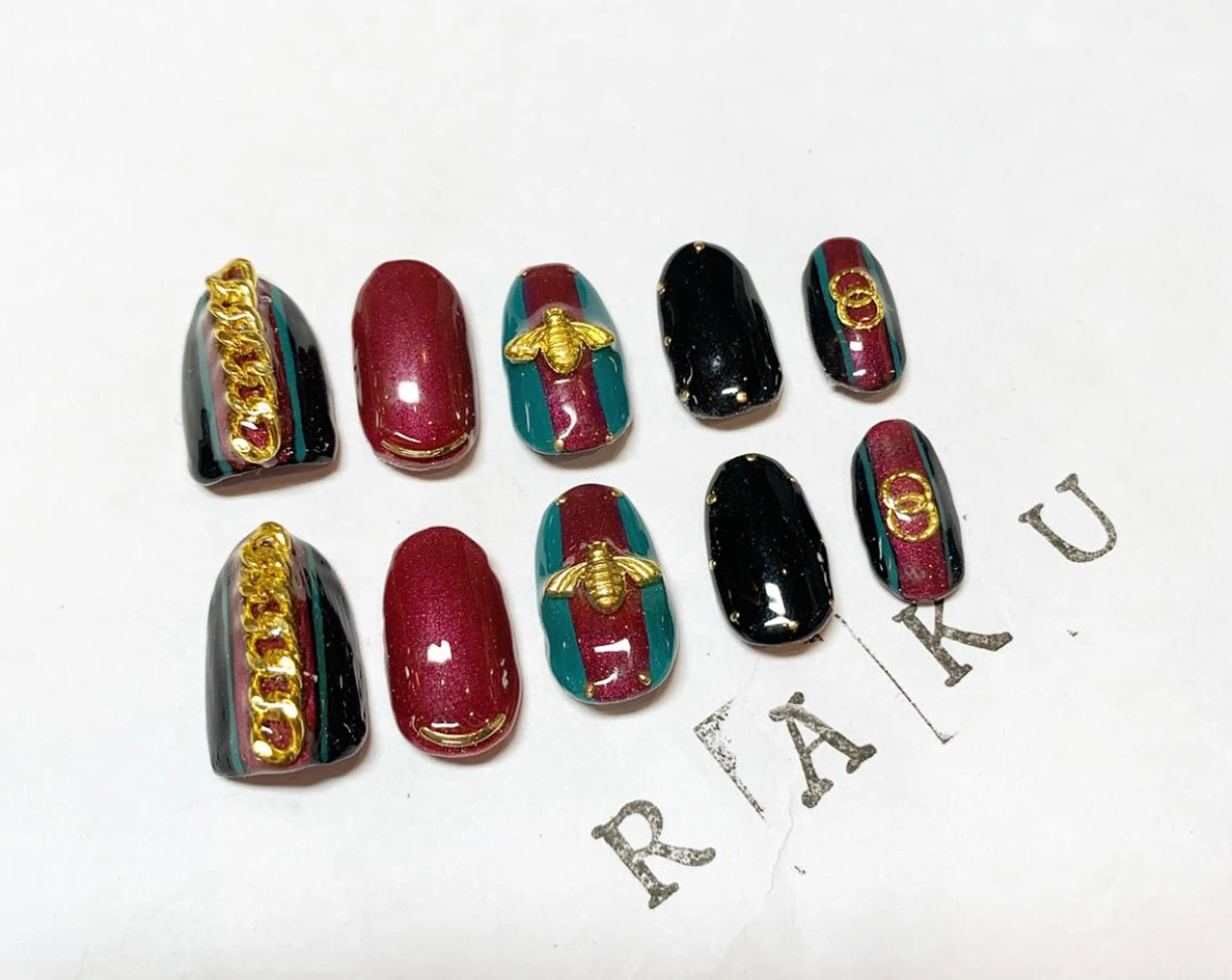 ネイル 成人式 駒月 明日香のネイルデザイン