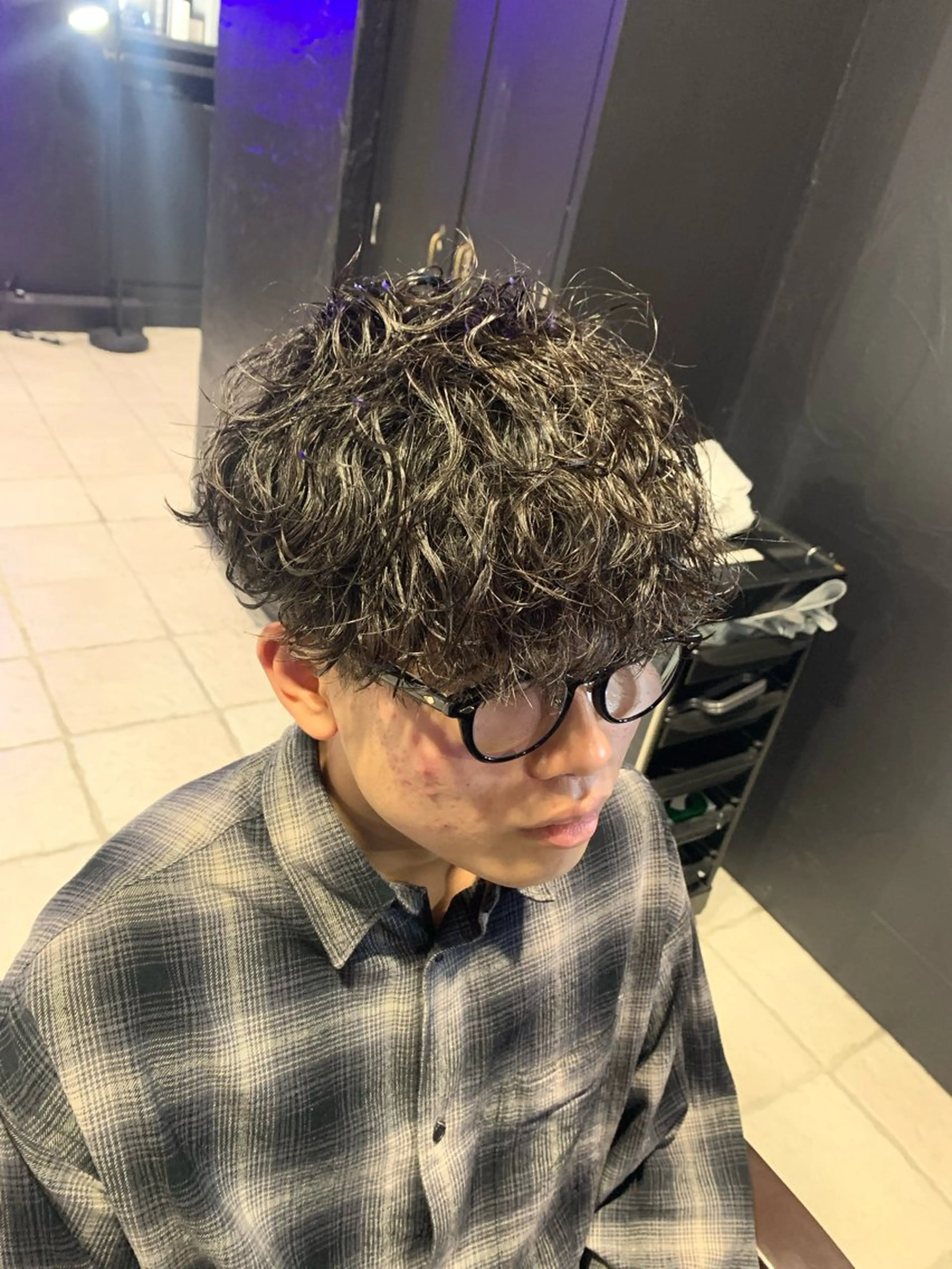 ミディアム メンズ ミディアムパーマ メンズパーマ 波巻きパーマ カット パーマ ヘアセット メンズパーマ/難波/ 心斎橋　室園亮佑のヘアスタイル