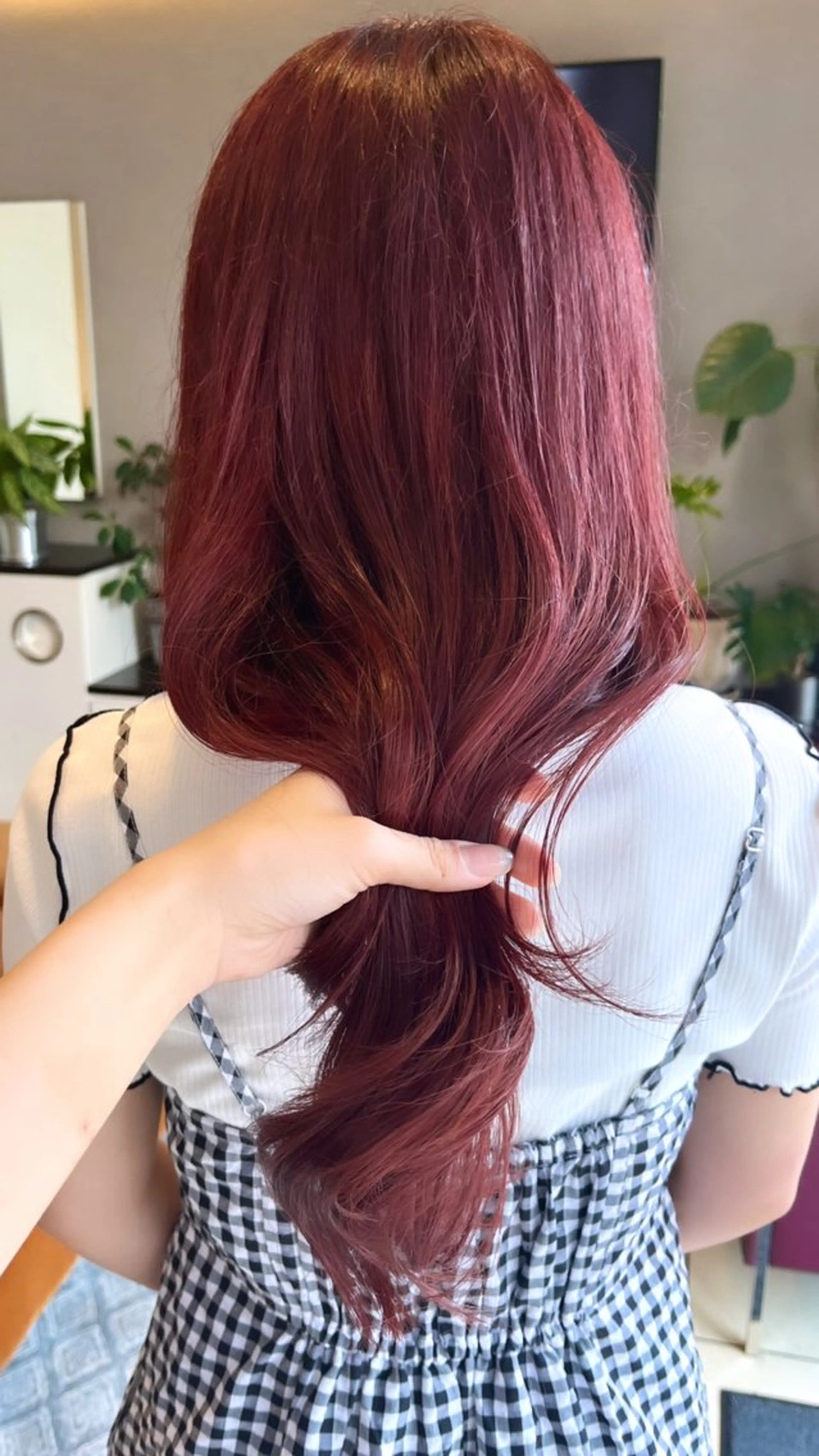 ロング カラー ヘアアレンジ ちひろ /似合わせカラーのヘアスタイル