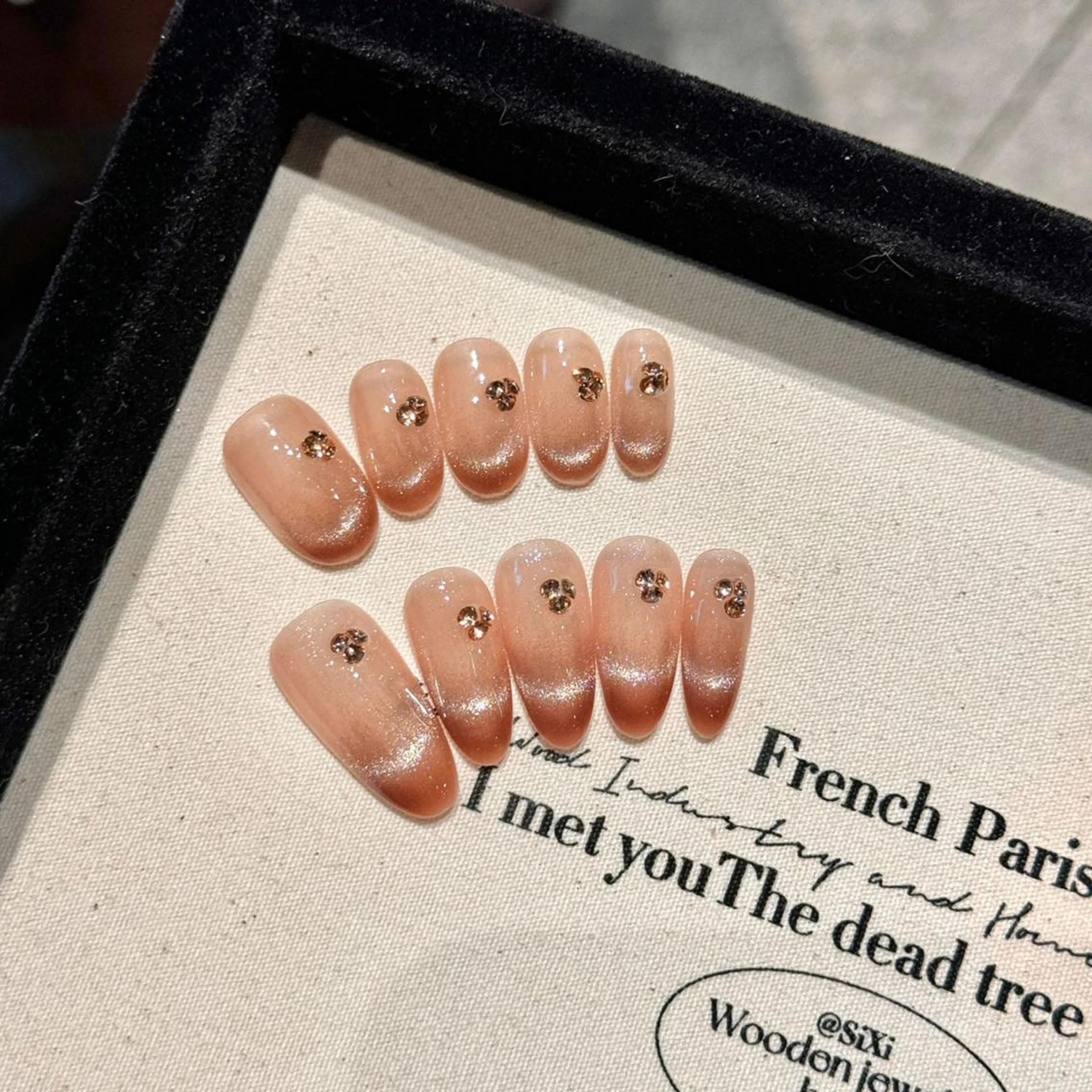 ネイル ジェルネイル ネイルチップ ハンドネイル ハンドケア KIMI 🐰のネイルデザイン