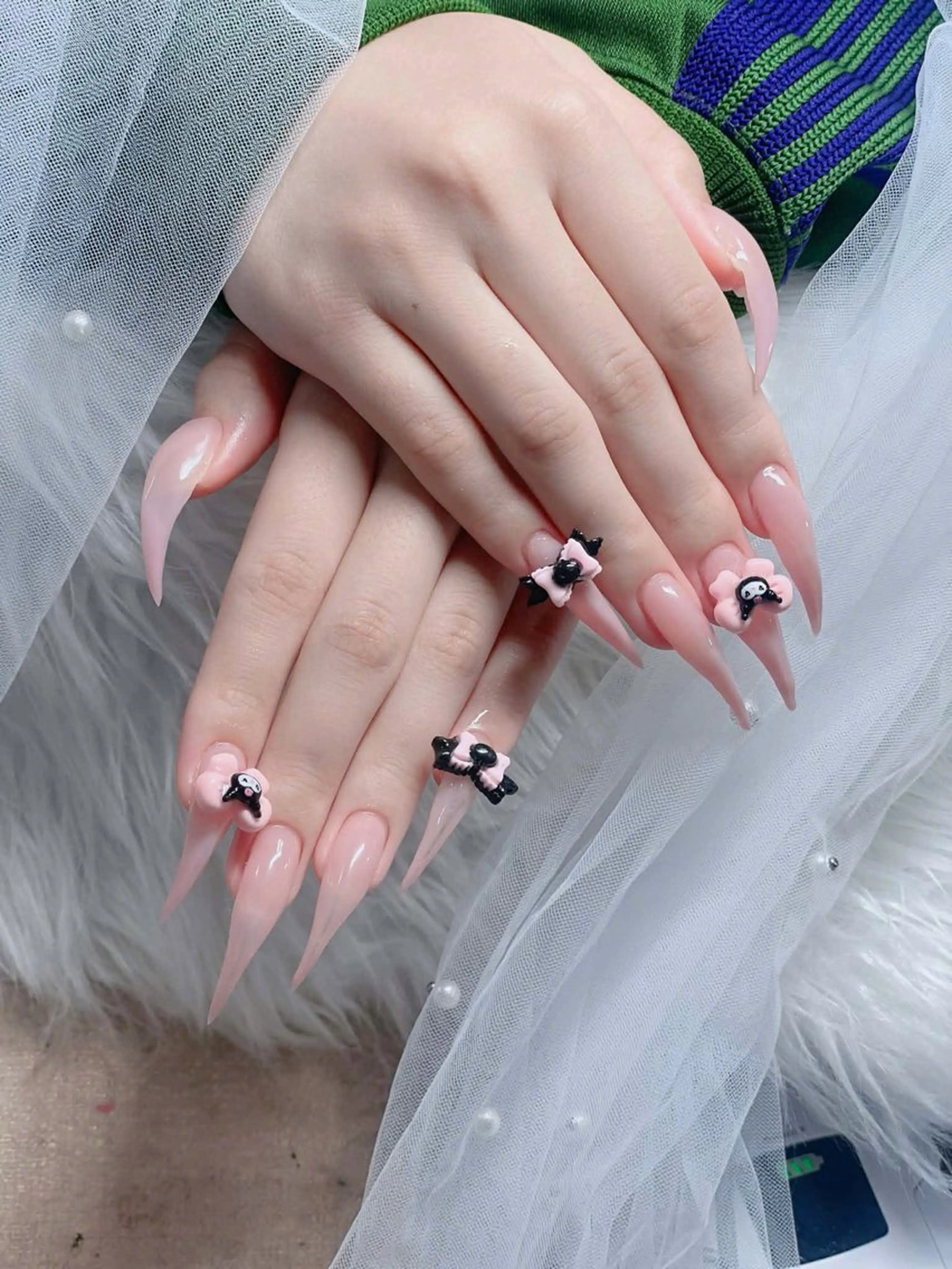 ネイル オーロラネイル フレンチネイル ジェルネイル ハロウィン 韓国ネイル ハンドネイル H.baby Nail Salonのネイルデザイン