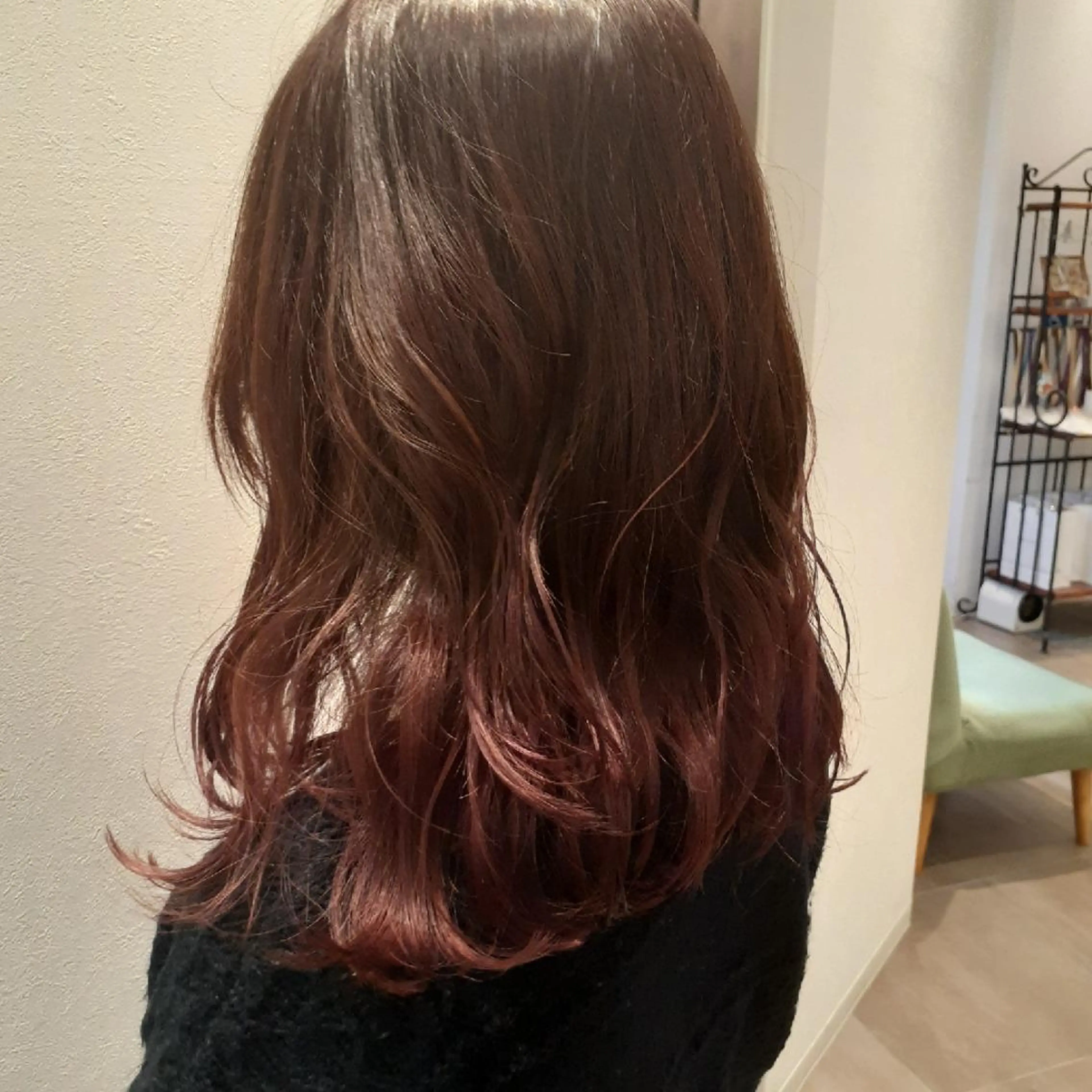 セミロング 高橋 彩のヘアスタイル