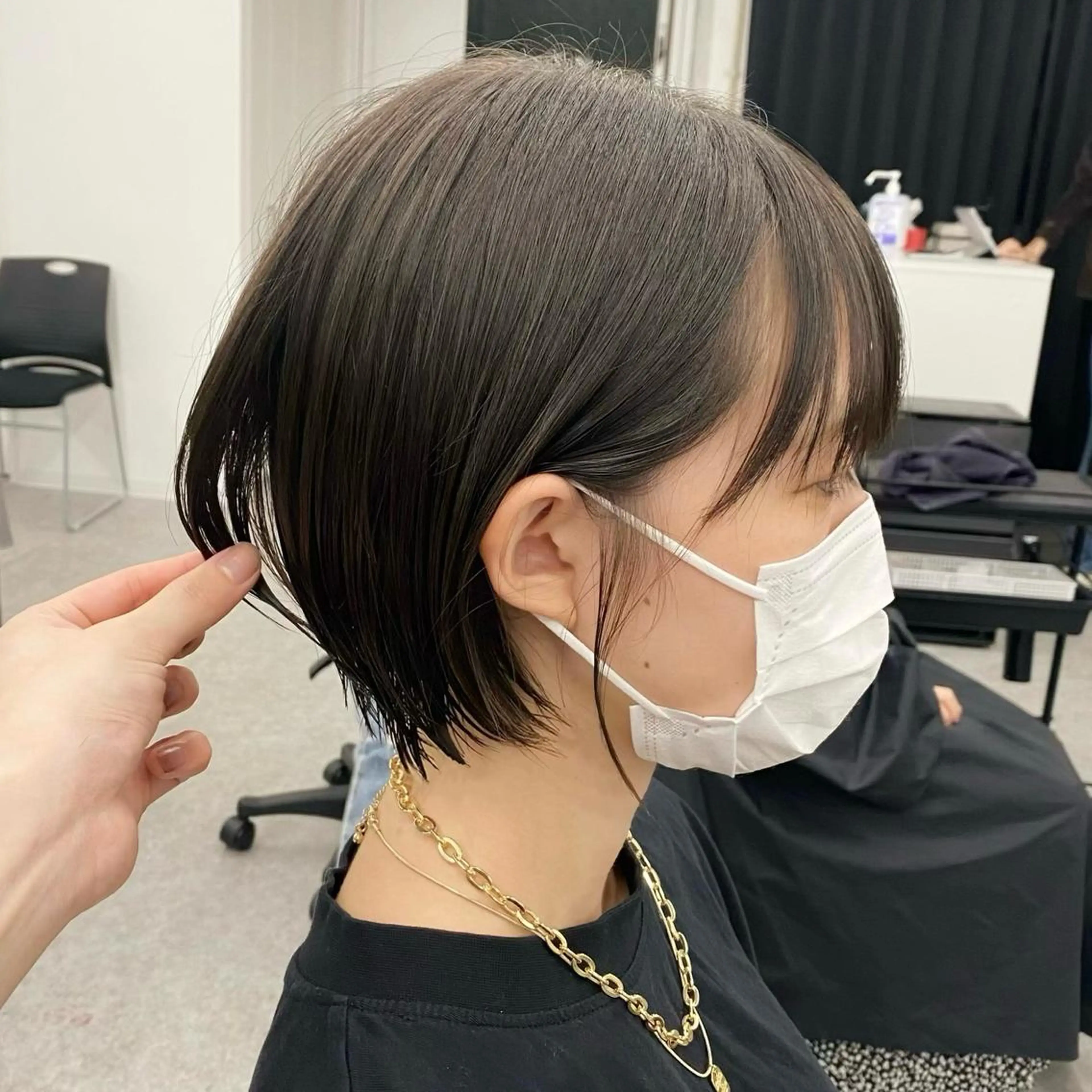 ショート カラー 💕コテ巻き風パーマ 💕KEIYA 💕のヘアスタイル