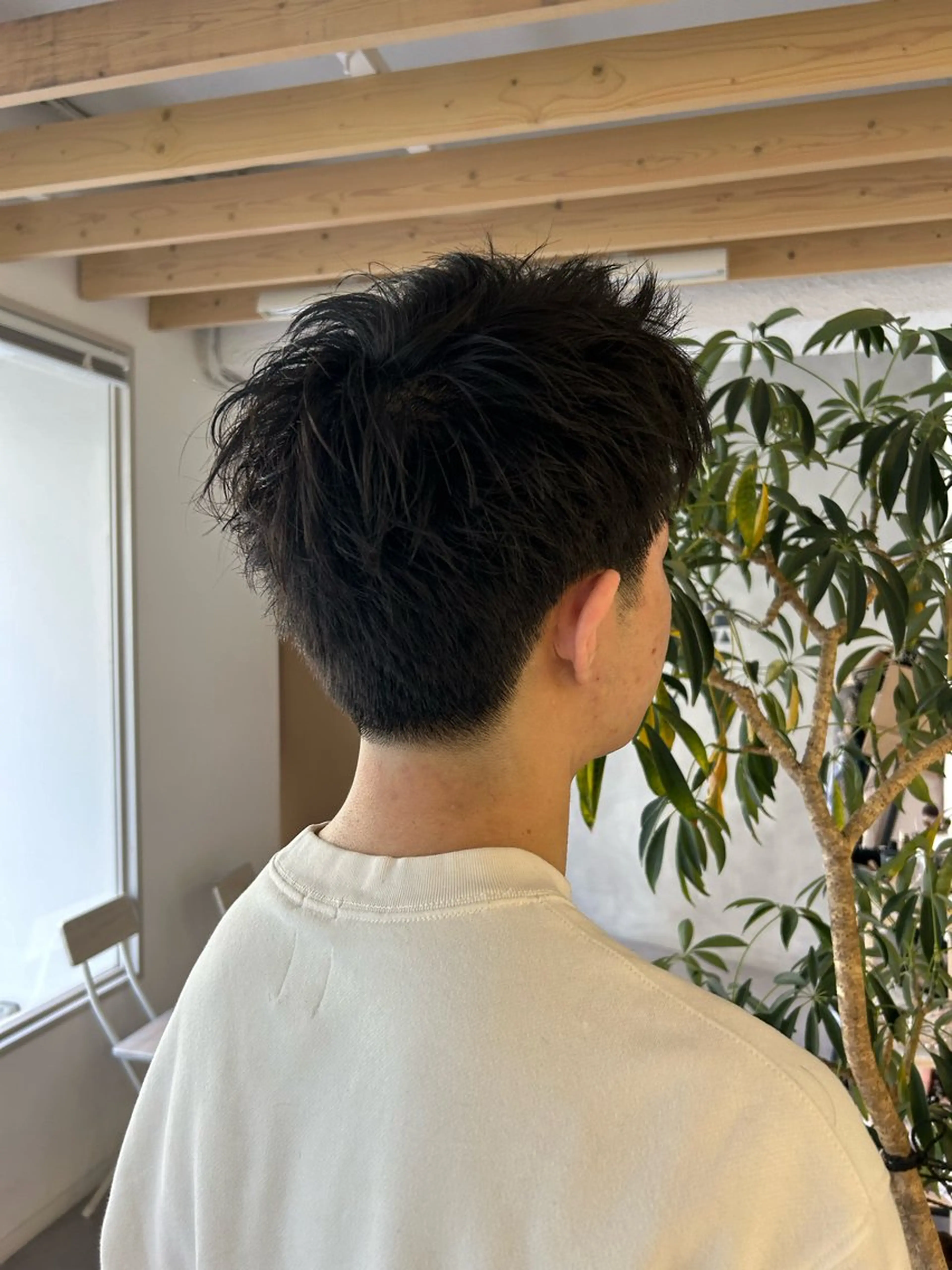 ショート 土田 愛友のヘアスタイル