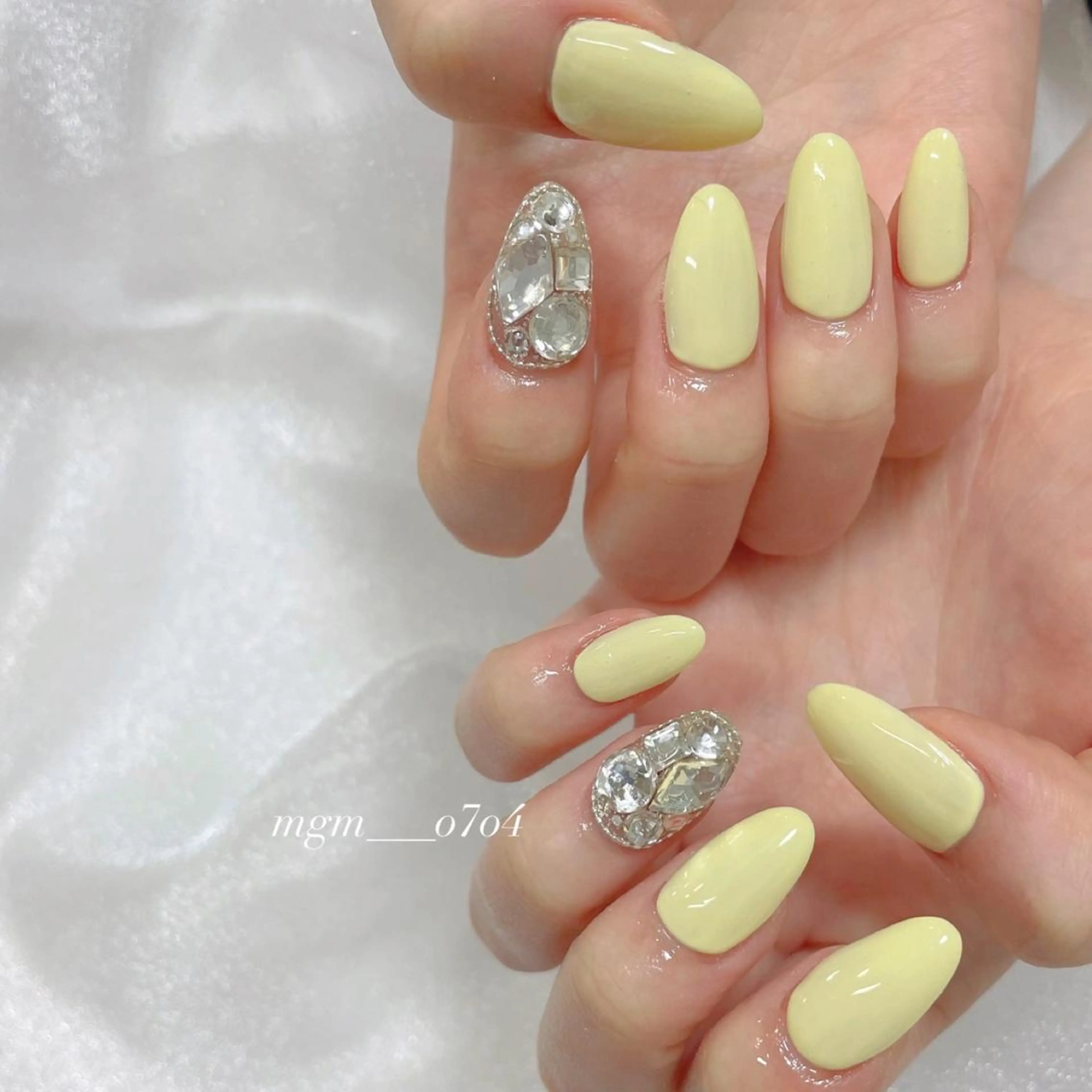 ネイル ハンドネイル ハンドケア MoON...❤︎ MeGuのネイルデザイン