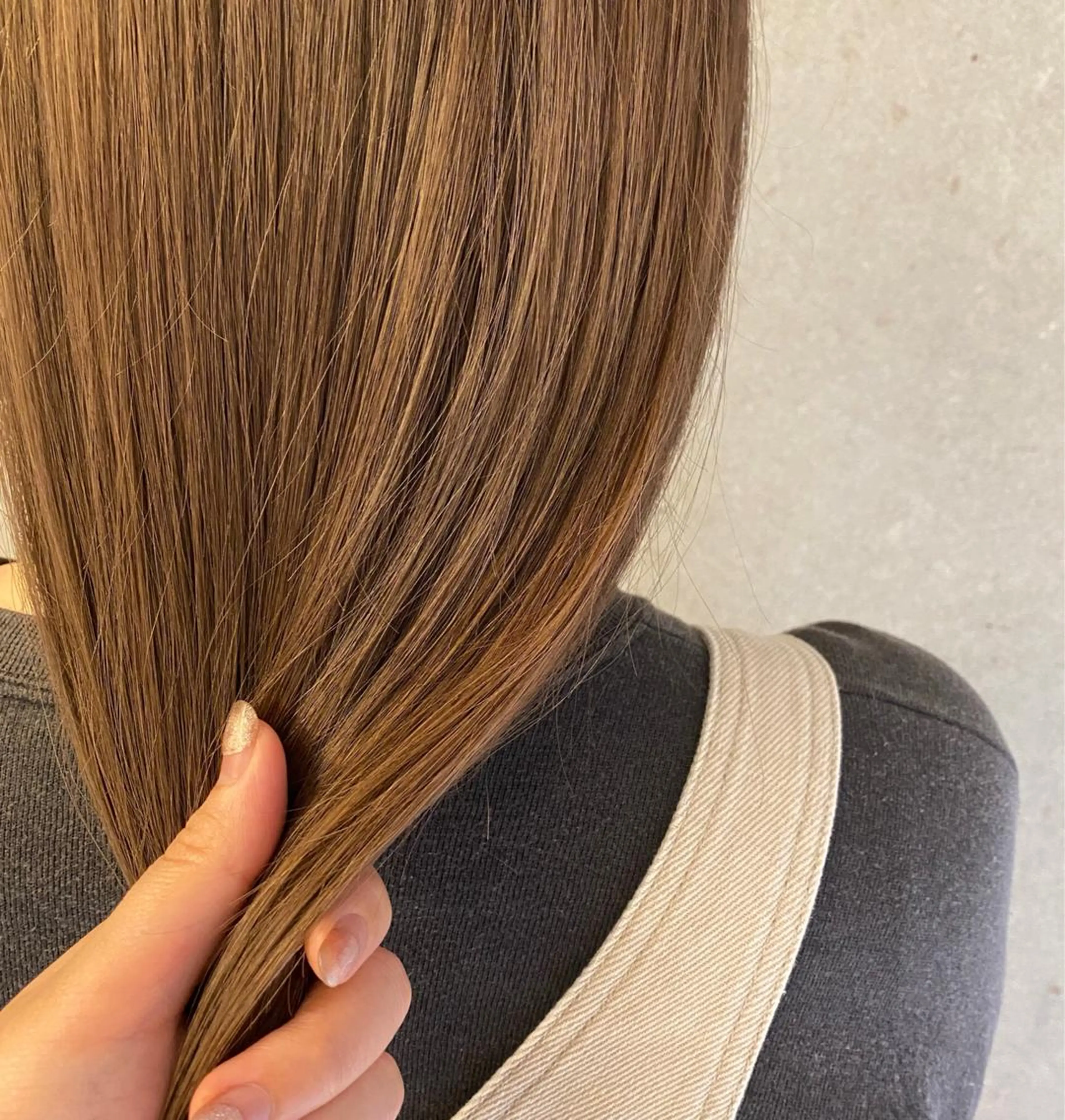 セミロング カラー ヘアカラー トリートメント chiaki .のヘアスタイル