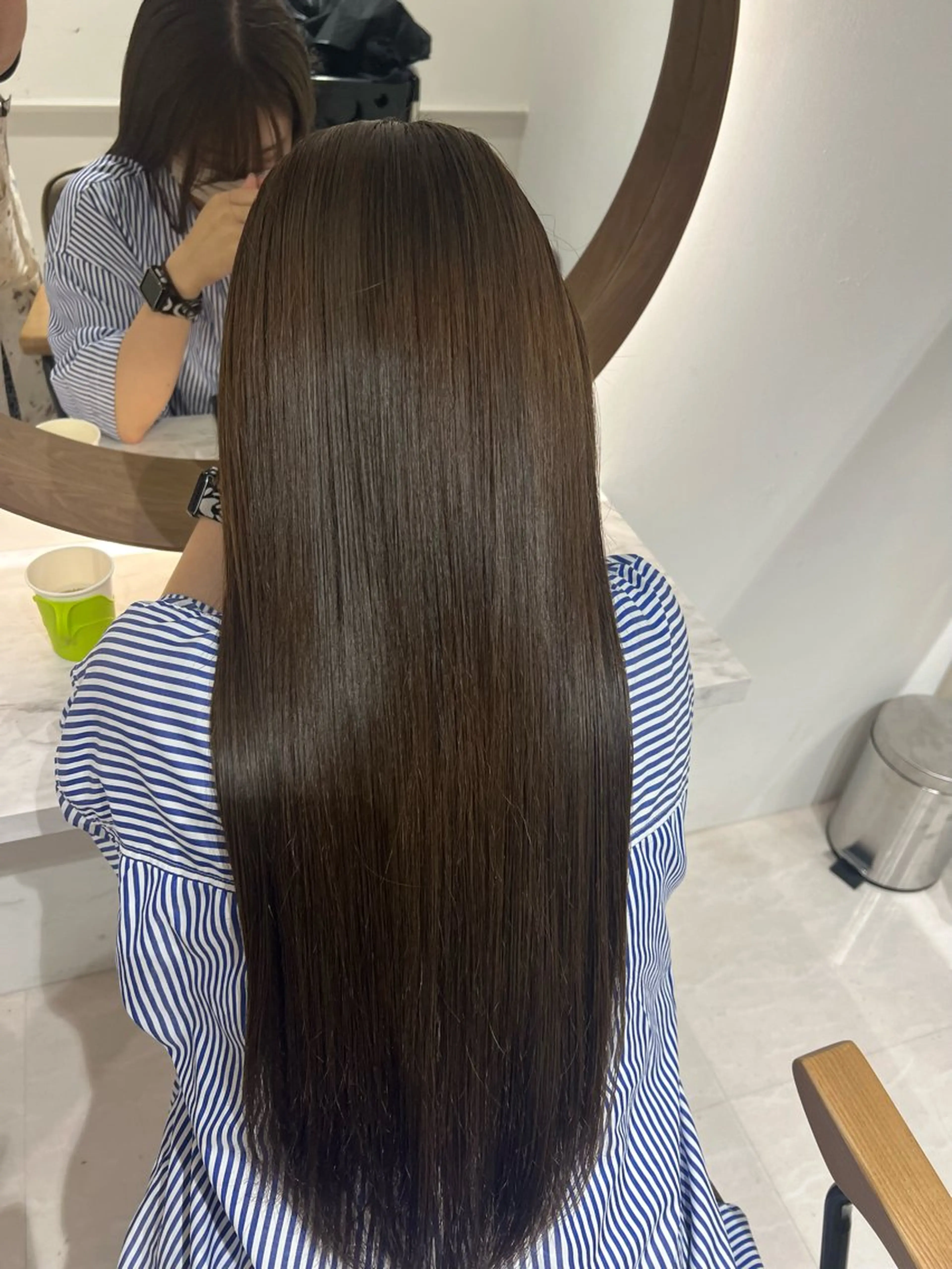 カラー ベージュカラー オリーブベージュ ヘアカラー 瀬戸 杏珠のヘアスタイル