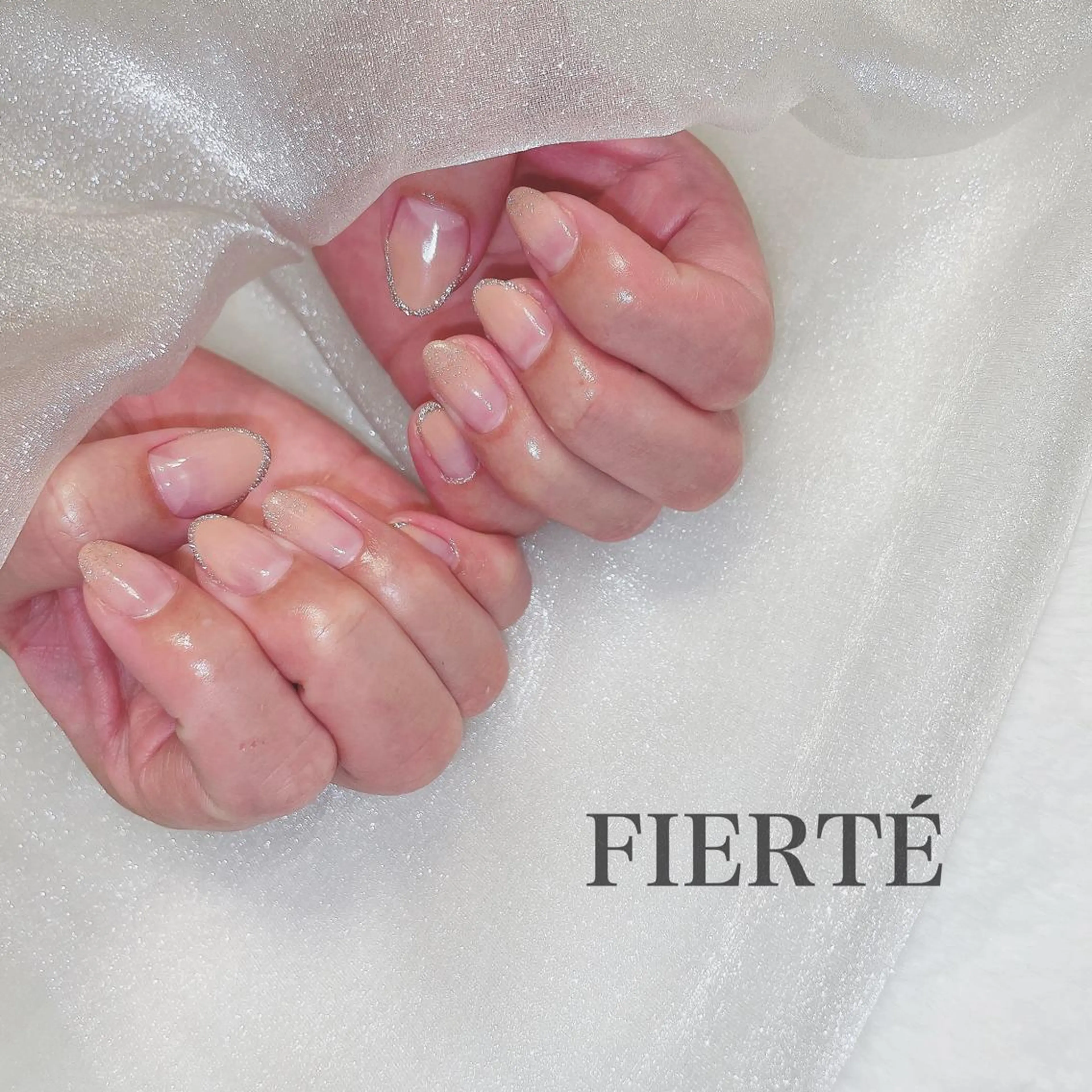 ネイル フラッシュネイル ジェルネイル グラデーション ハンドネイル FIERTÉ所属・FIERTÉ Miyuのネイルデザイン