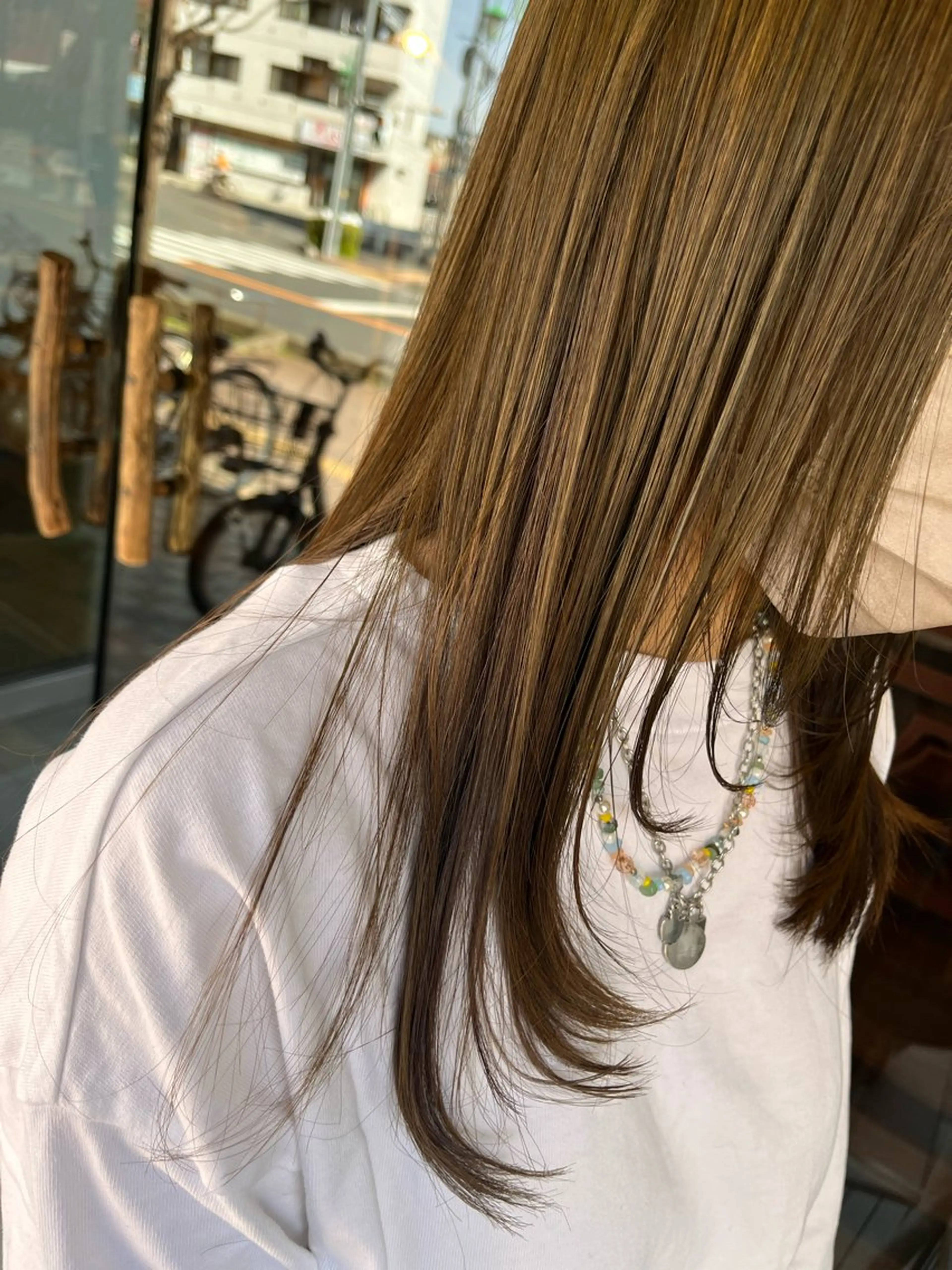 セミロング 顔まわりレイヤー 顔周りカット レイヤーカット カット ヘアカラー サイトウ ナツキのヘアスタイル