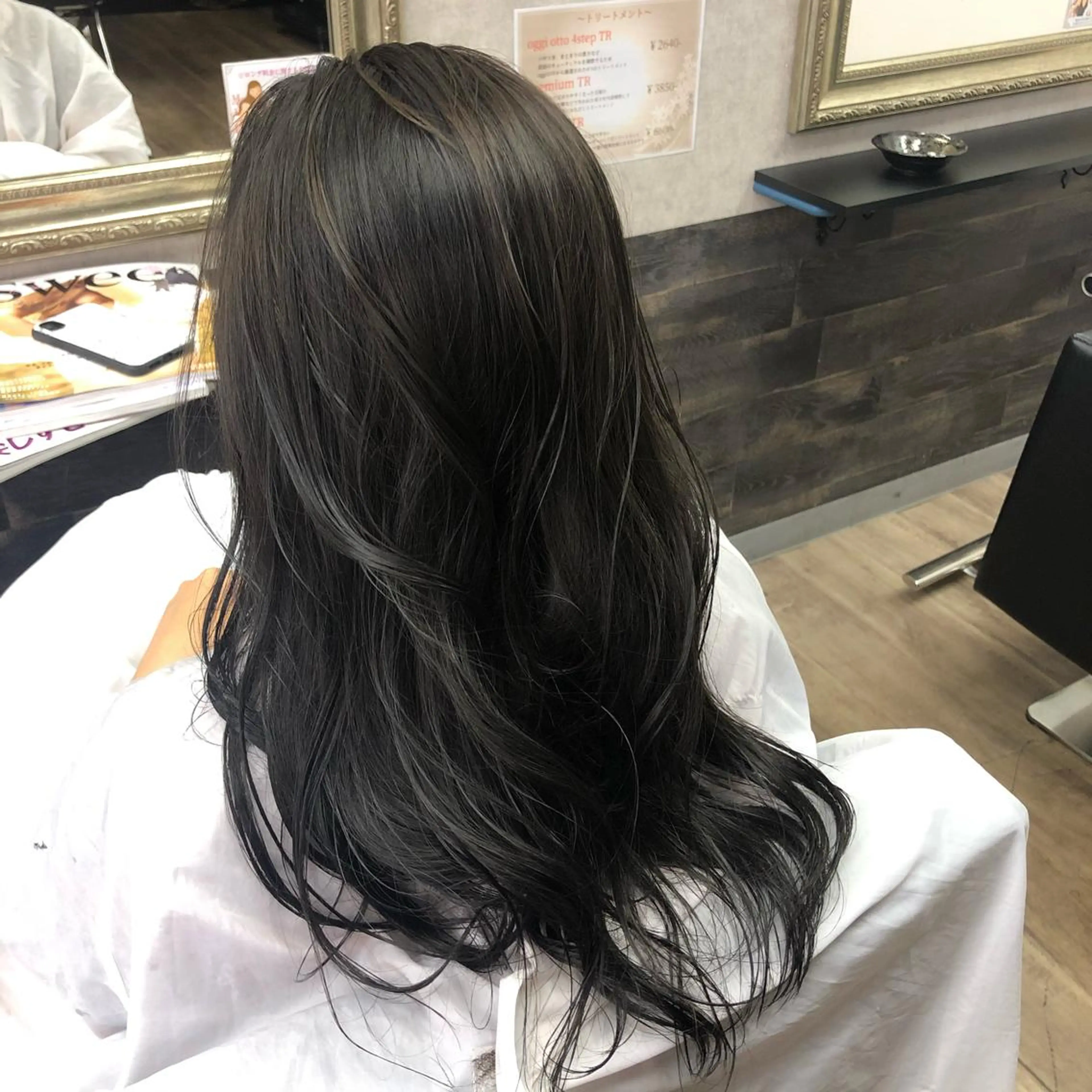 ロング カラー N-plants 楓のヘアスタイル