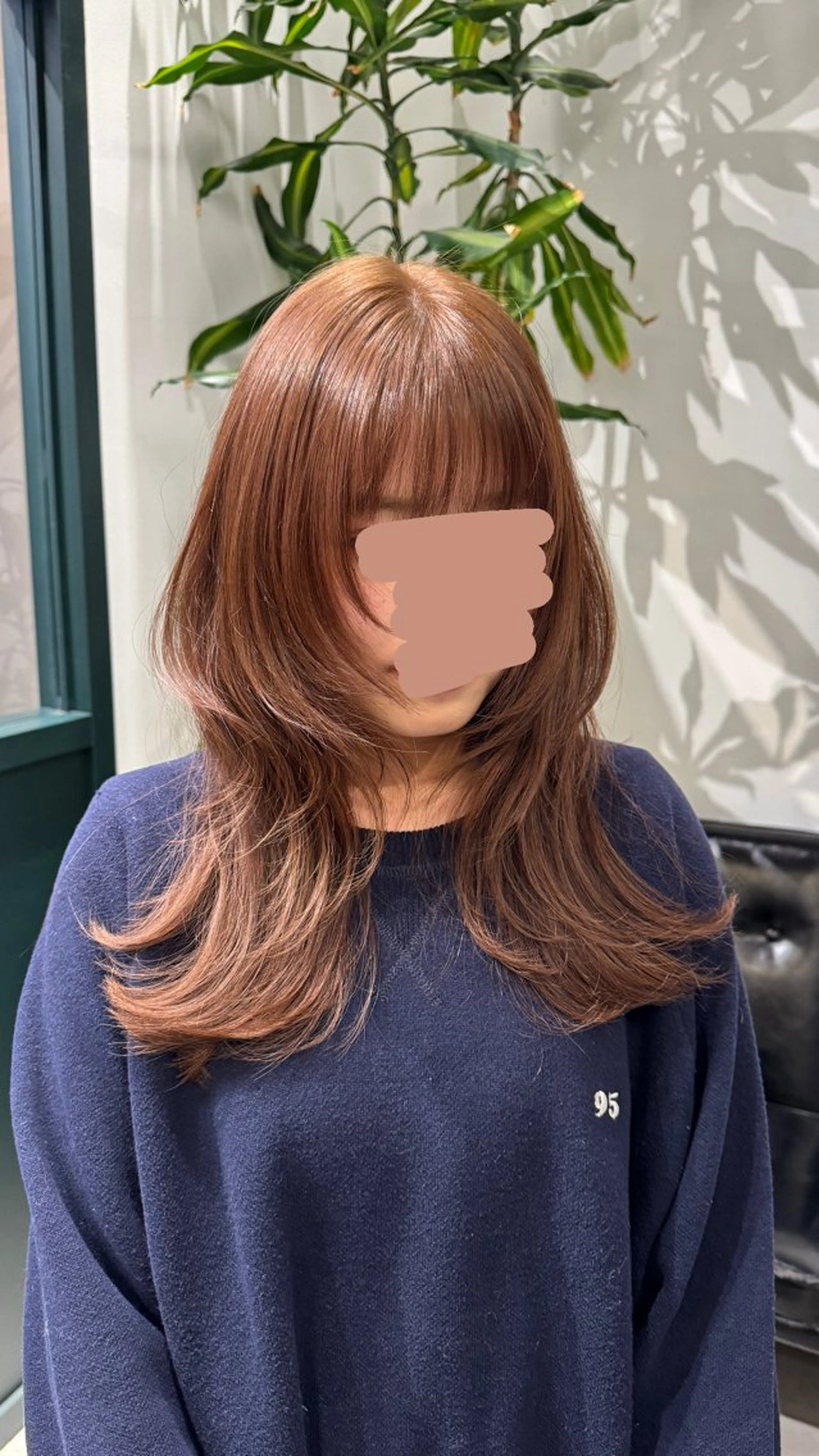 ロング レイヤーカット 黒岩 珠奈のヘアスタイル