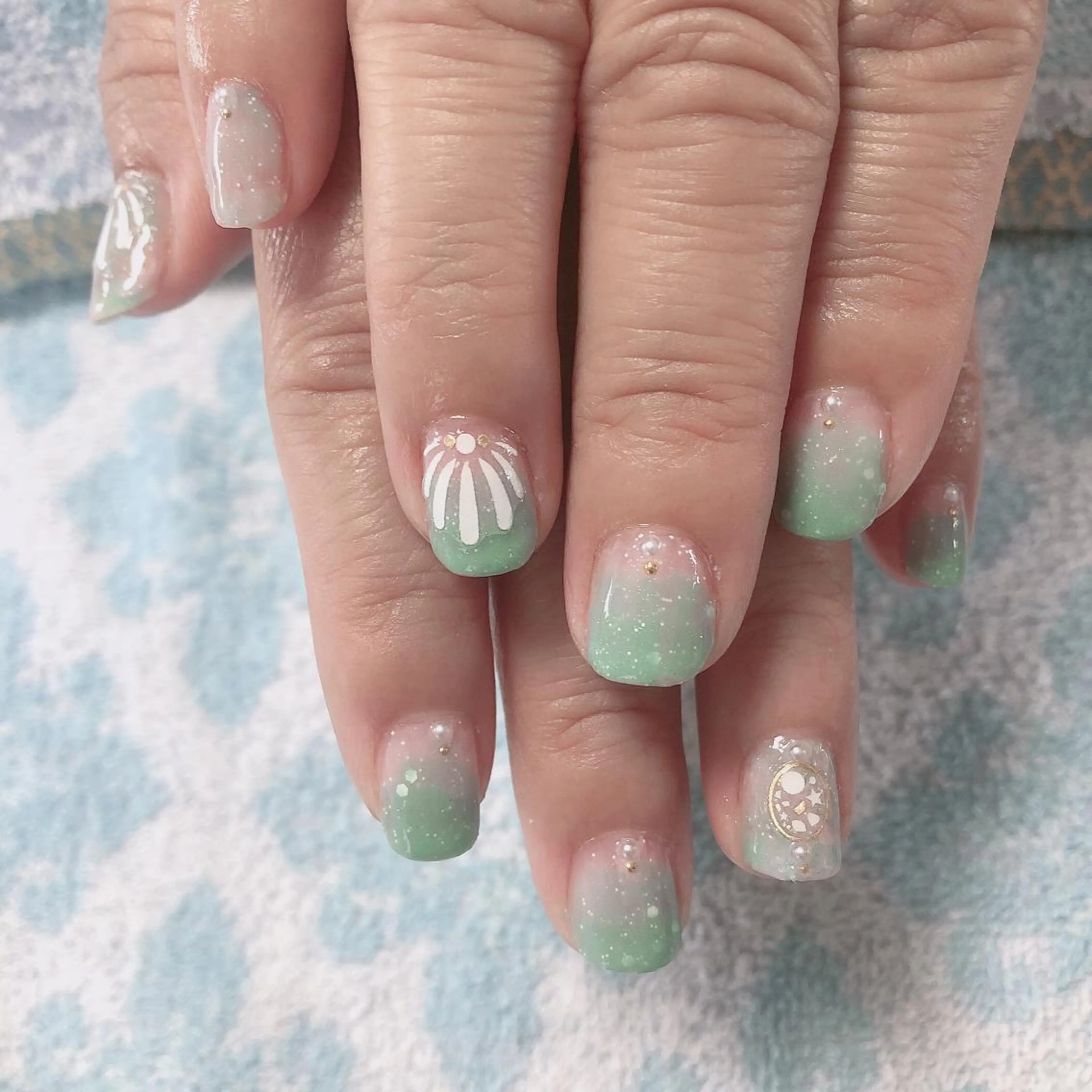 ネイル 結城 怜菜のネイルデザイン