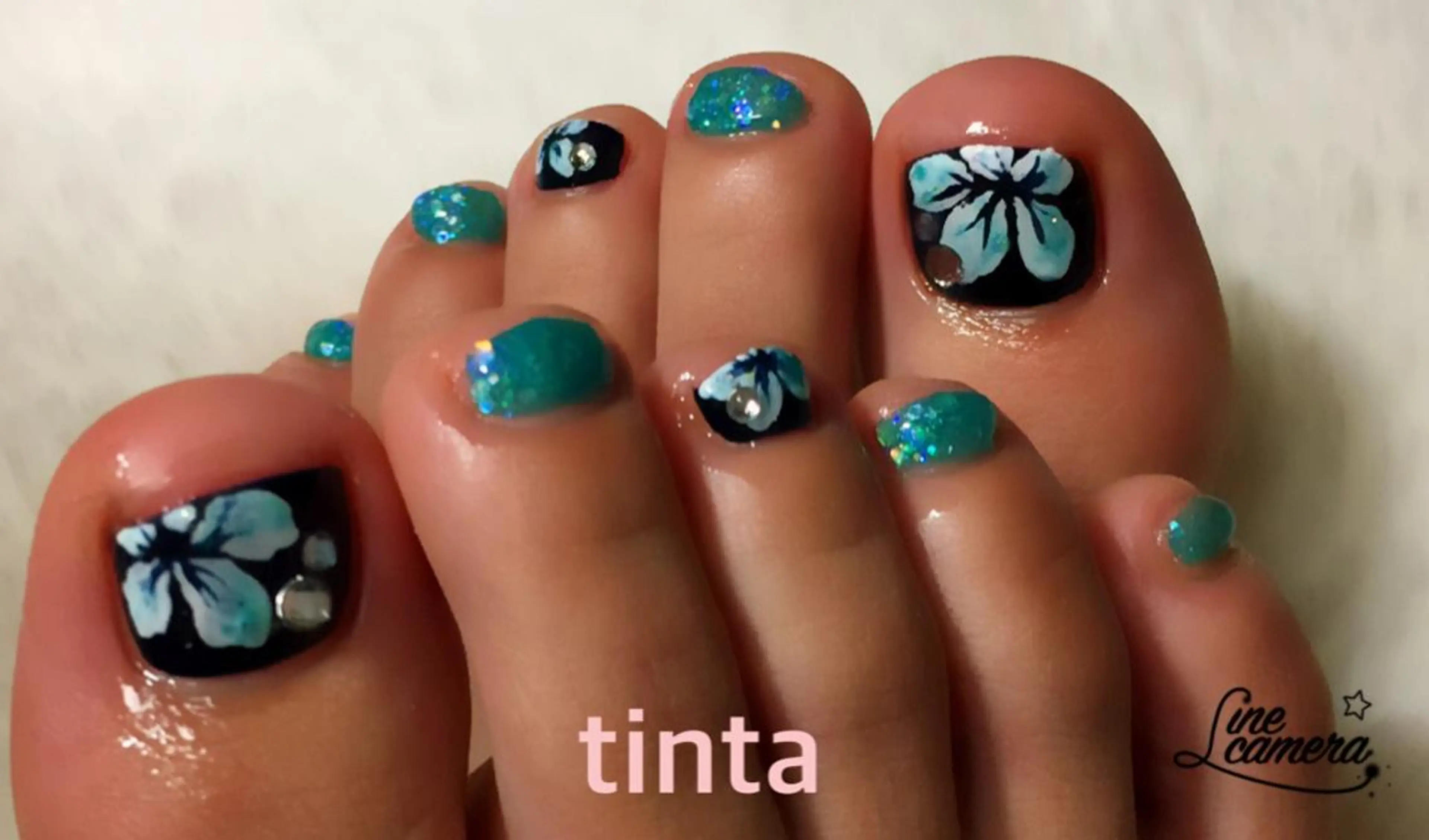 ネイル ブルー フットネイル ネイルサロン ティンタ所属・馬場 典子のネイルデザイン