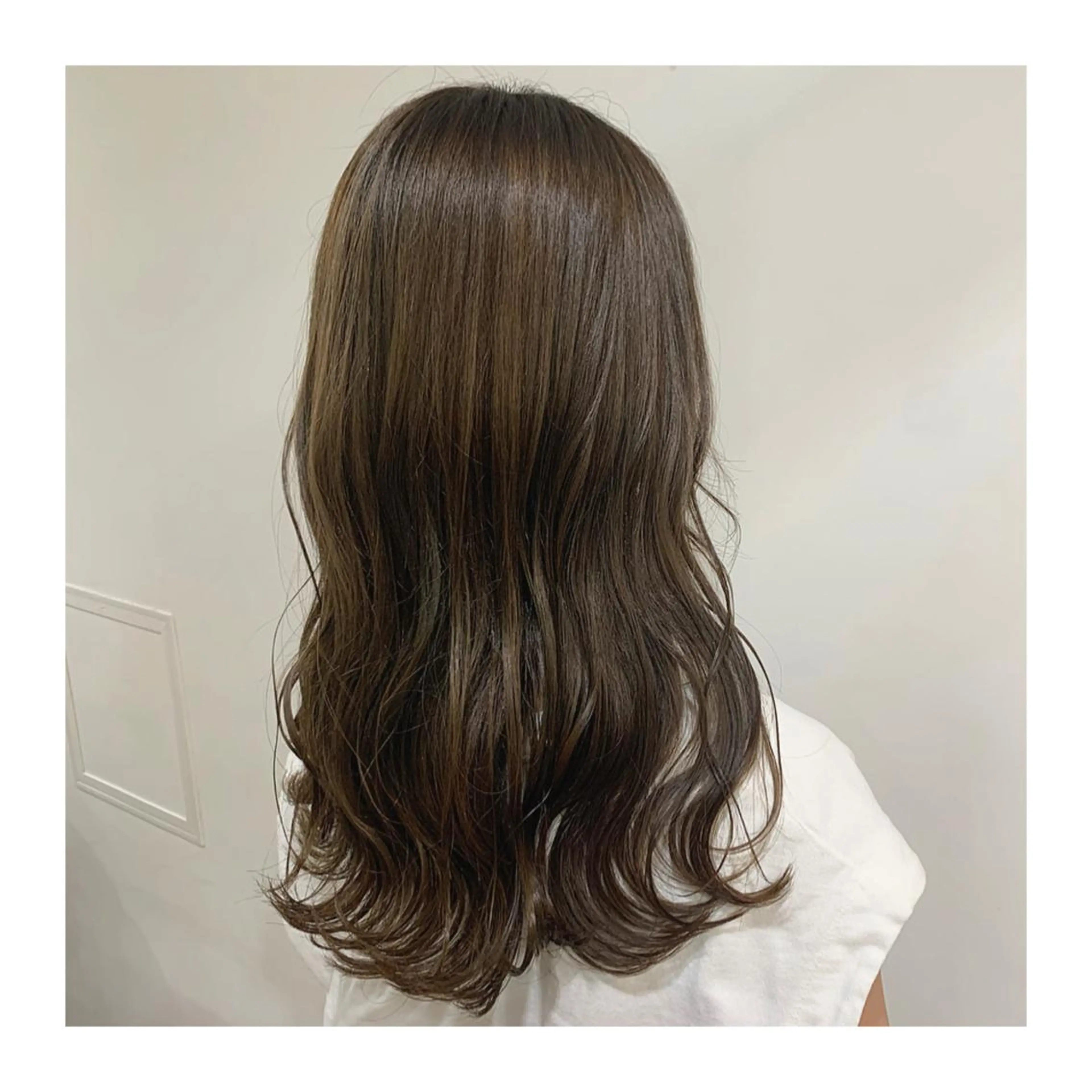 ロング カラー カット ヘアカラー あべ ゆうかのヘアスタイル