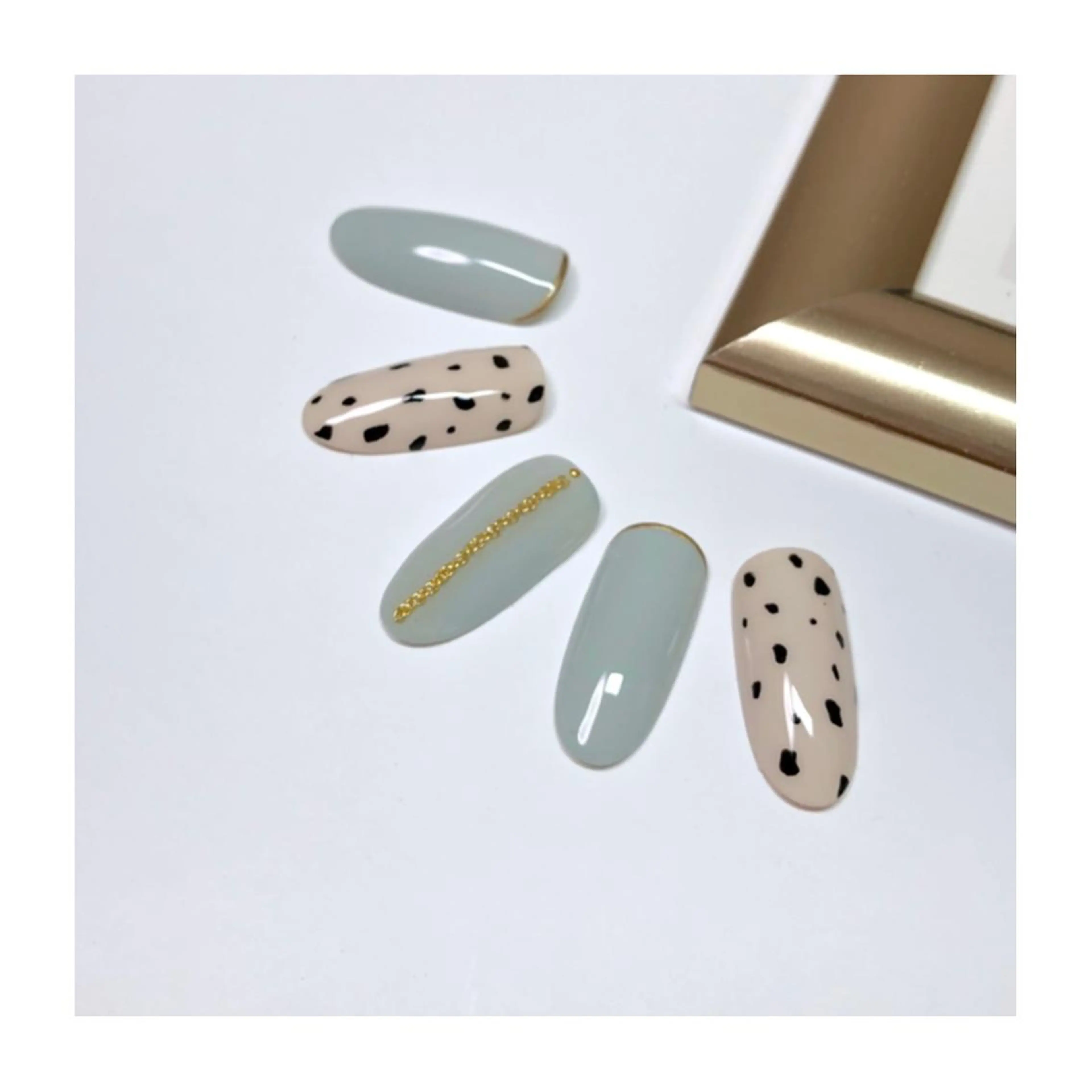 ネイル Toujours nail所属・Toujours / nijinaのネイルデザイン