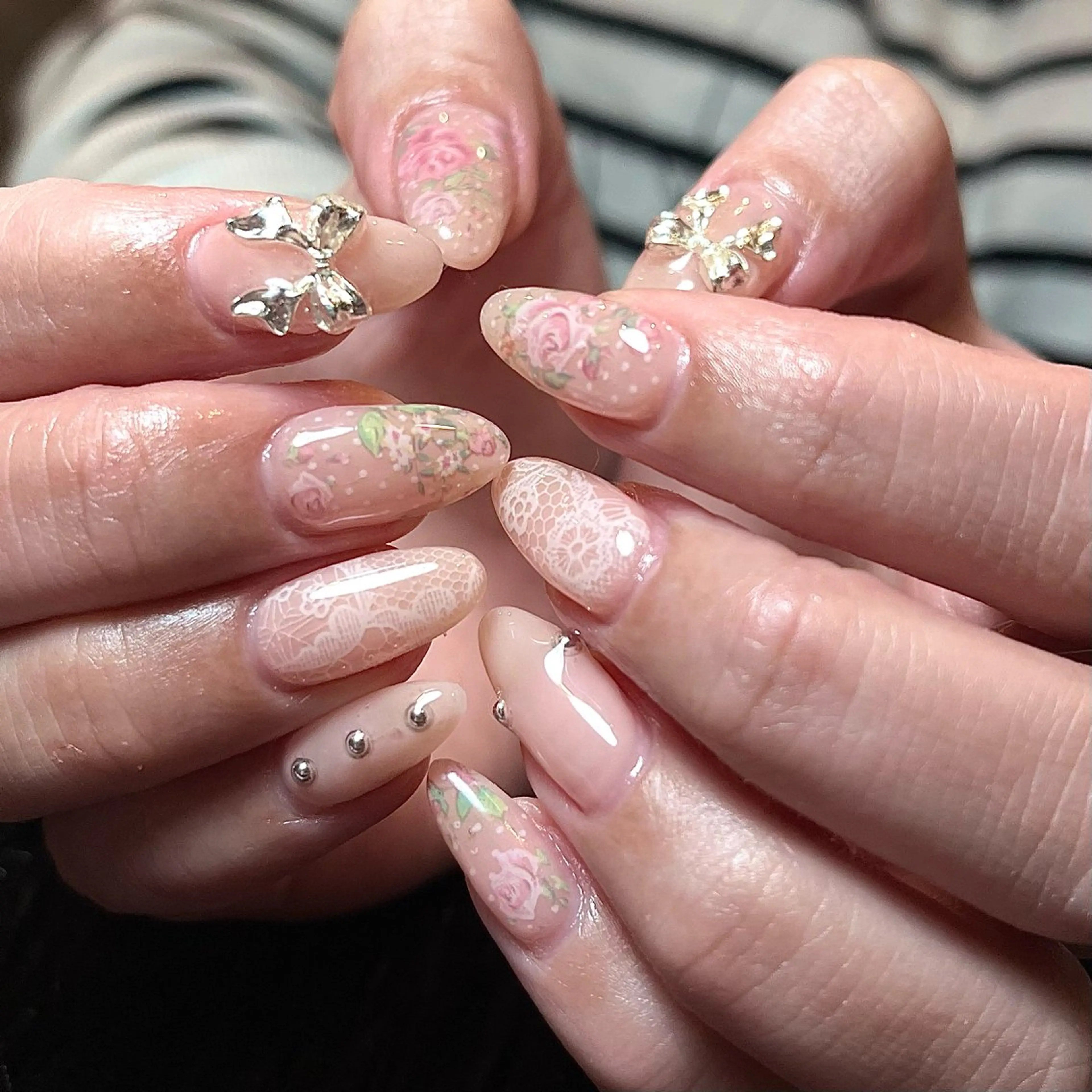 ネイル ルミナ 🪽のネイルデザイン