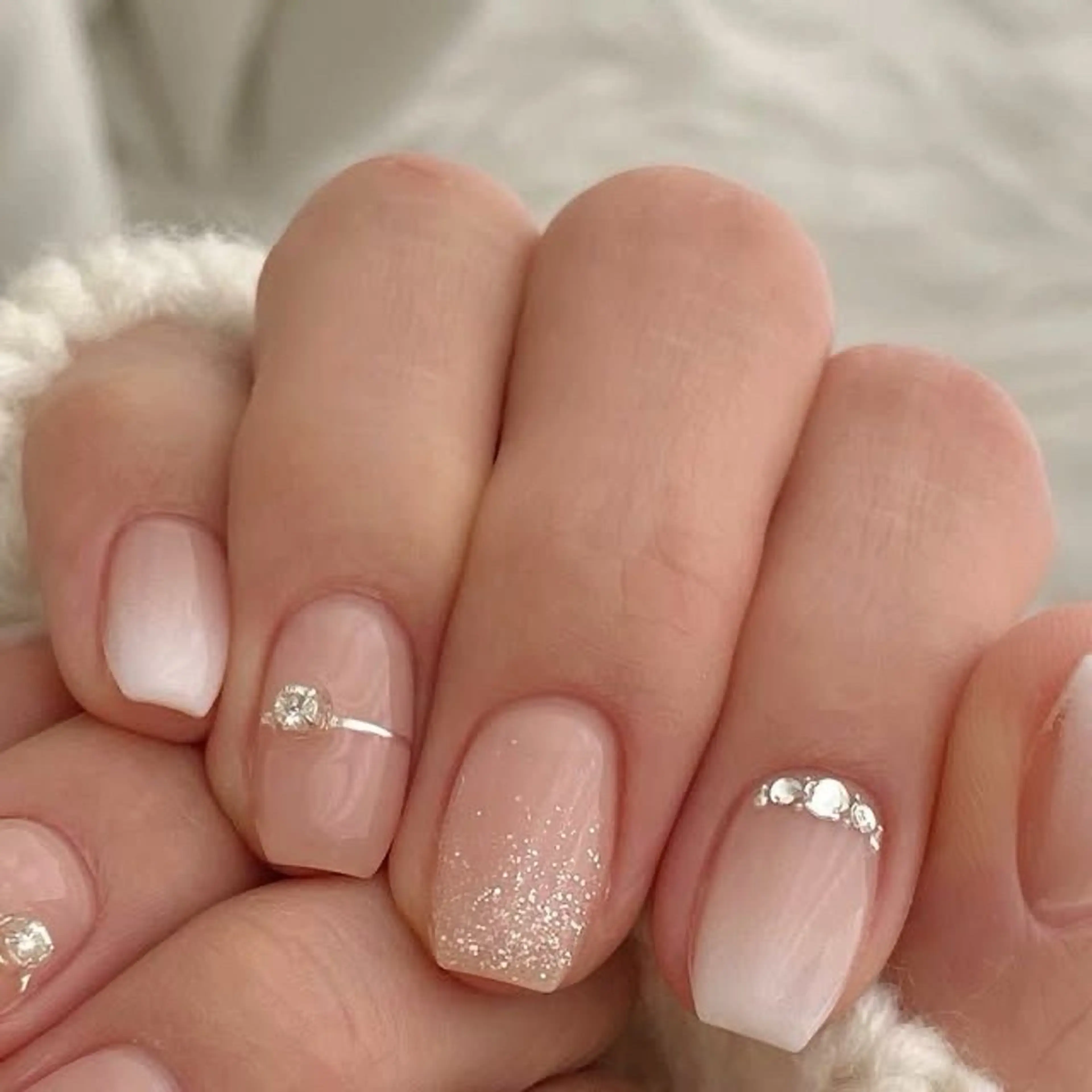 ネイル swan nail salon所属・yu miのネイルデザイン