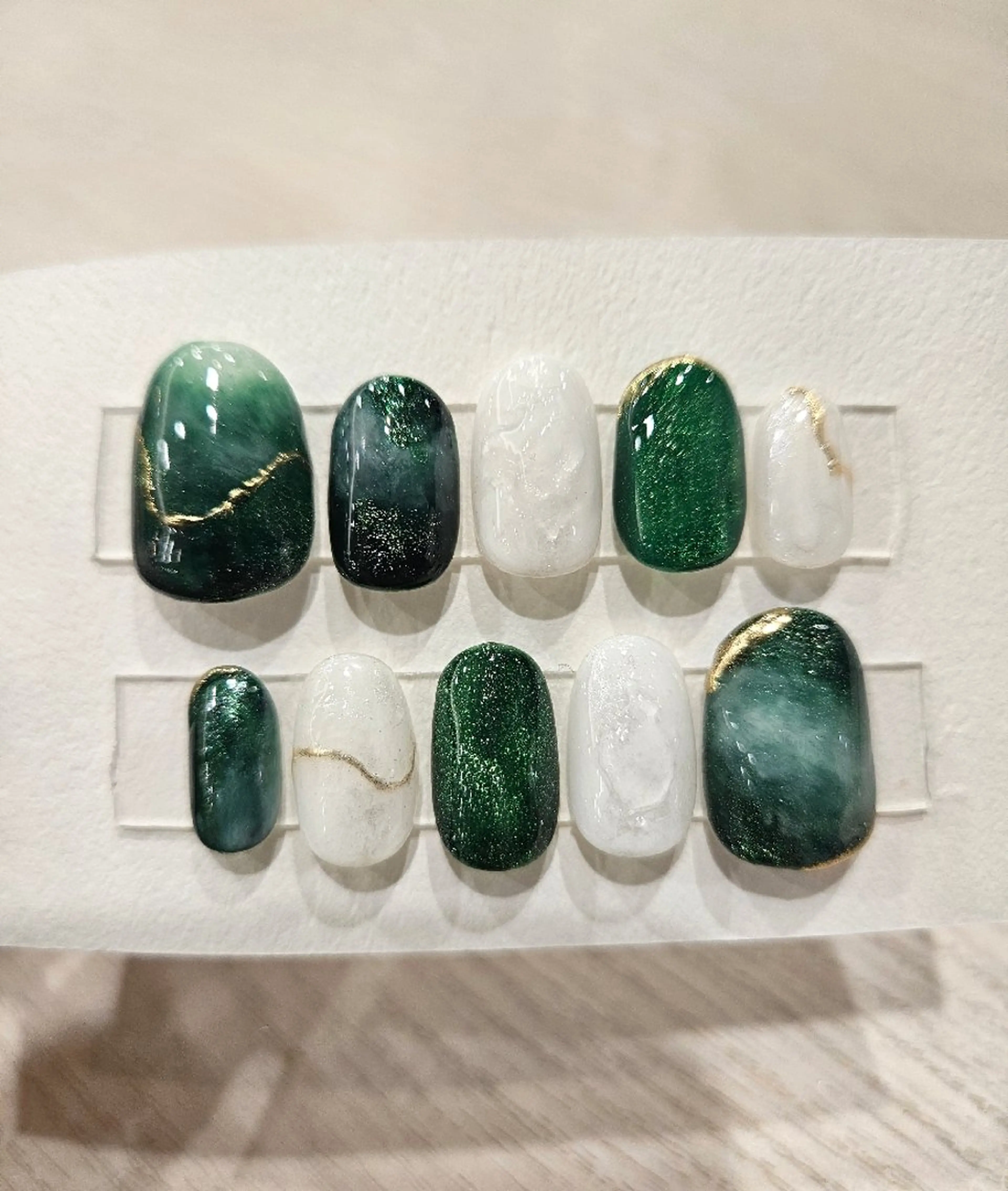 ネイル ハンドネイル 関口 友菜のヘアスタイル