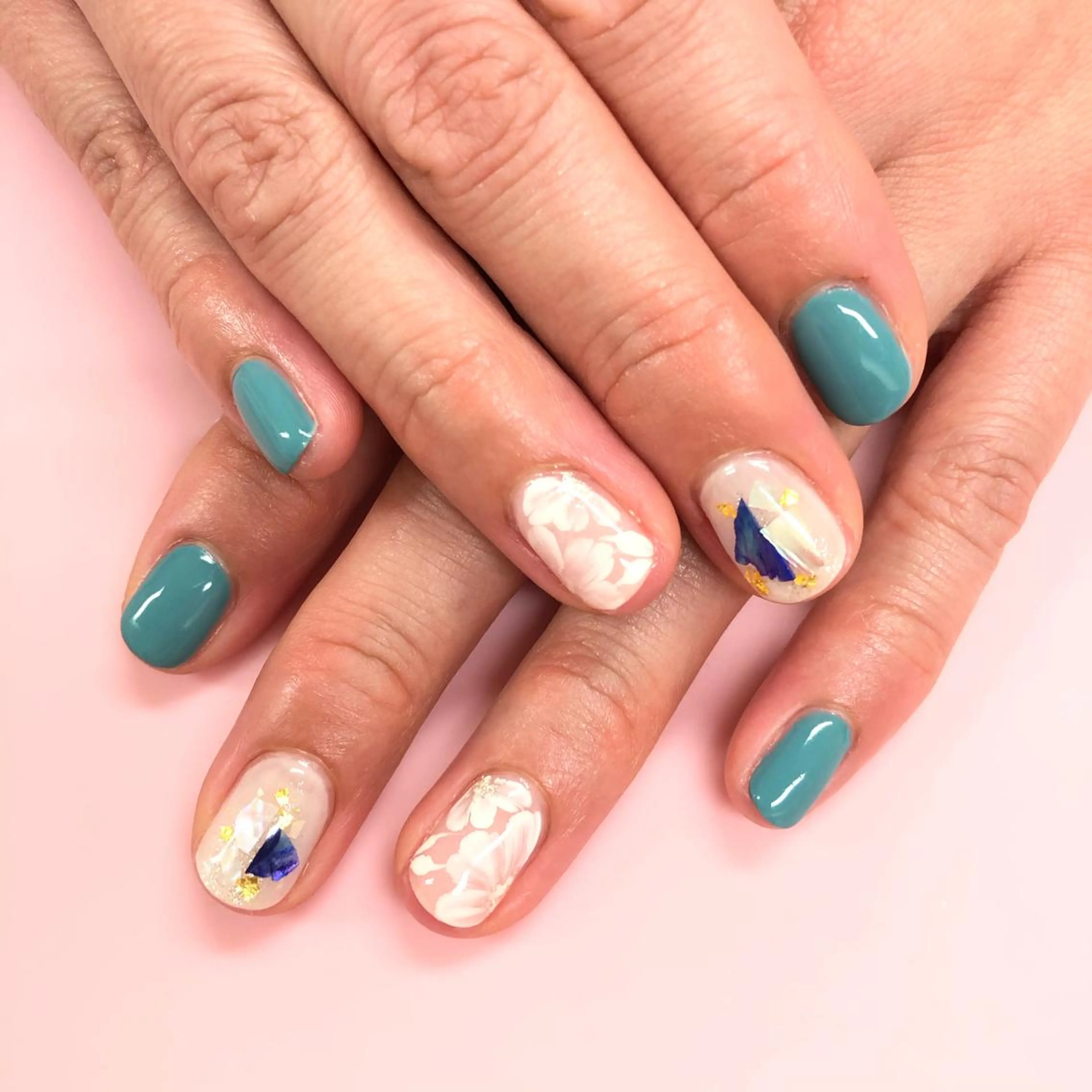 ネイル ユリシスネイル 担当近藤のネイルデザイン