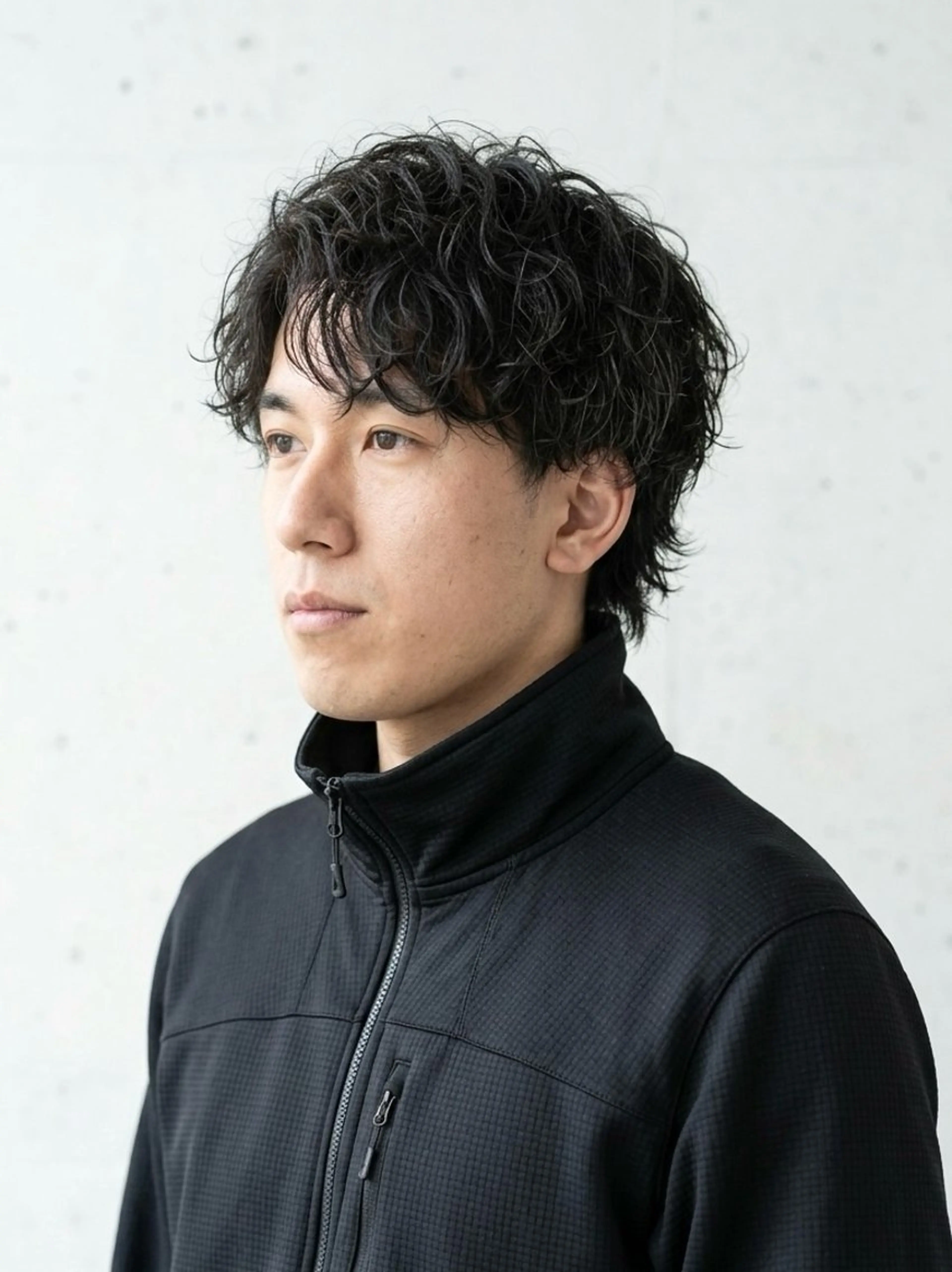 ショート パーマ メンズ センターパート メンズパーマ メンズウルフカット ウルフカット カット パーマ 大人メンズパーマ /石川瑠青のヘアスタイル