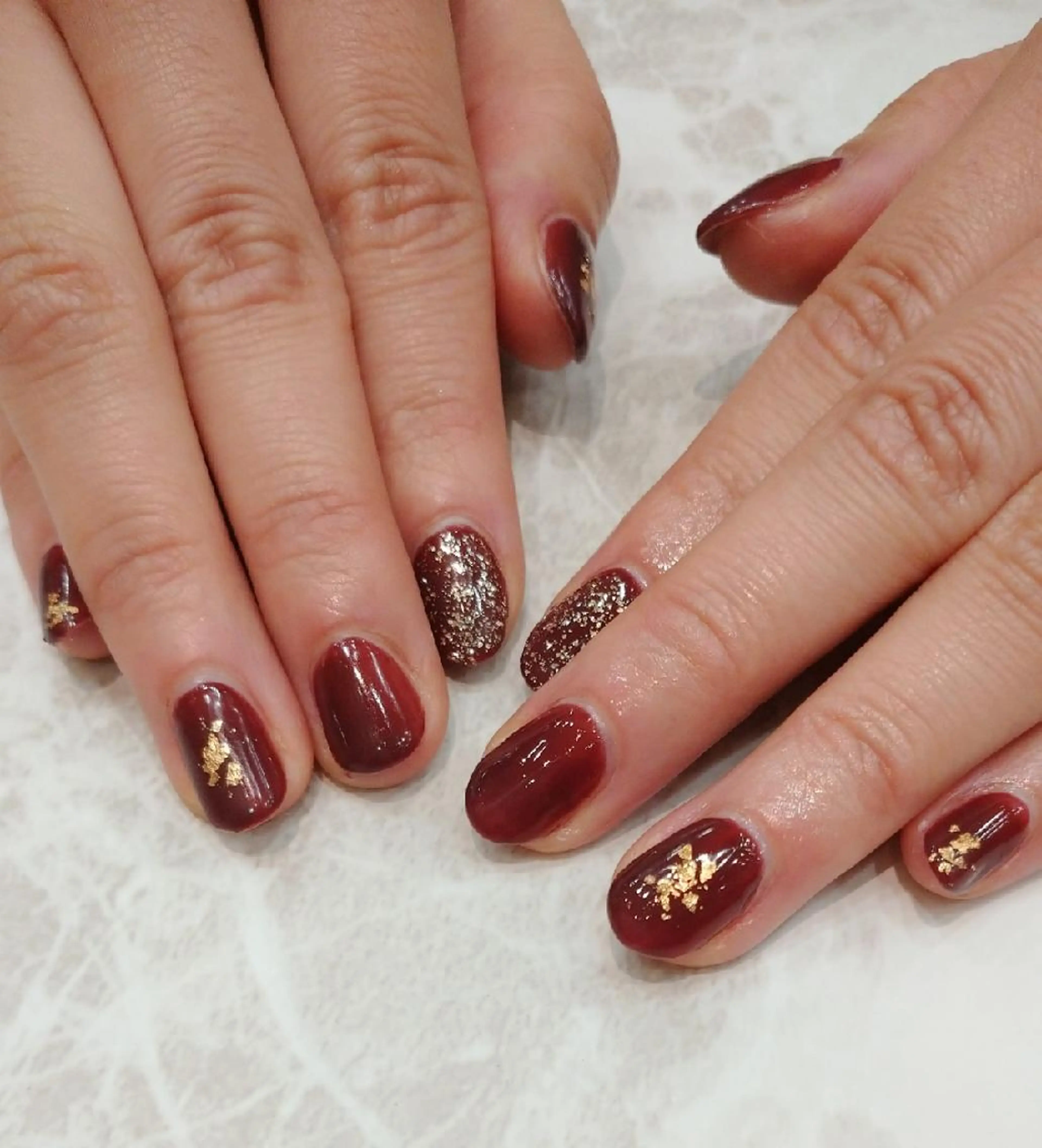 ネイル 赤色 ブライダルネイル ハンドネイル 會田 瑠衣のネイルデザイン