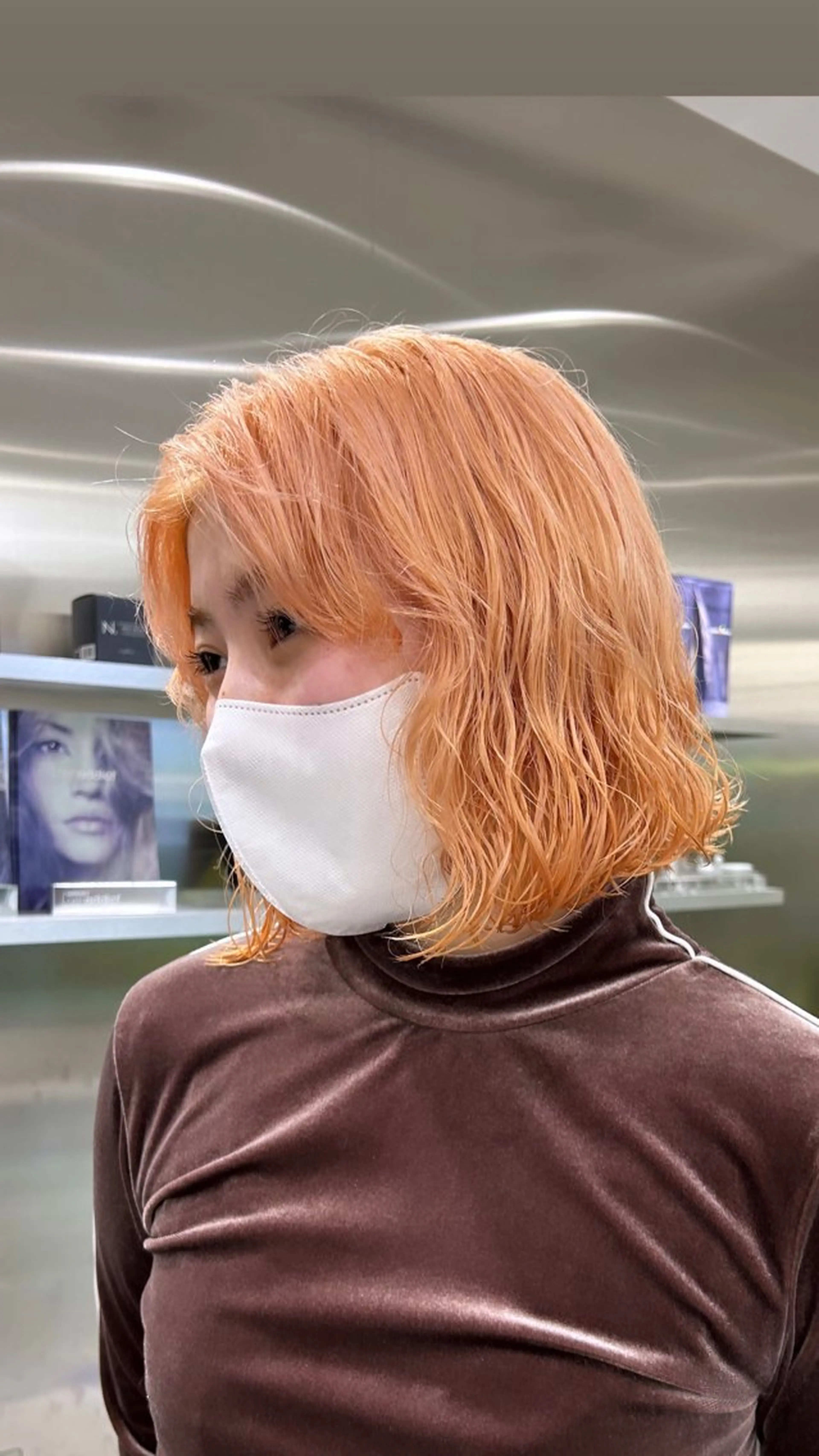 ショート カラー ブリーチ ケアブリーチ 透明感カラー ハイトーンカラー イルミナカラー ヘアカラー メンズ/ボブ/パーマ /くるみのマツエク・マツパデザイン