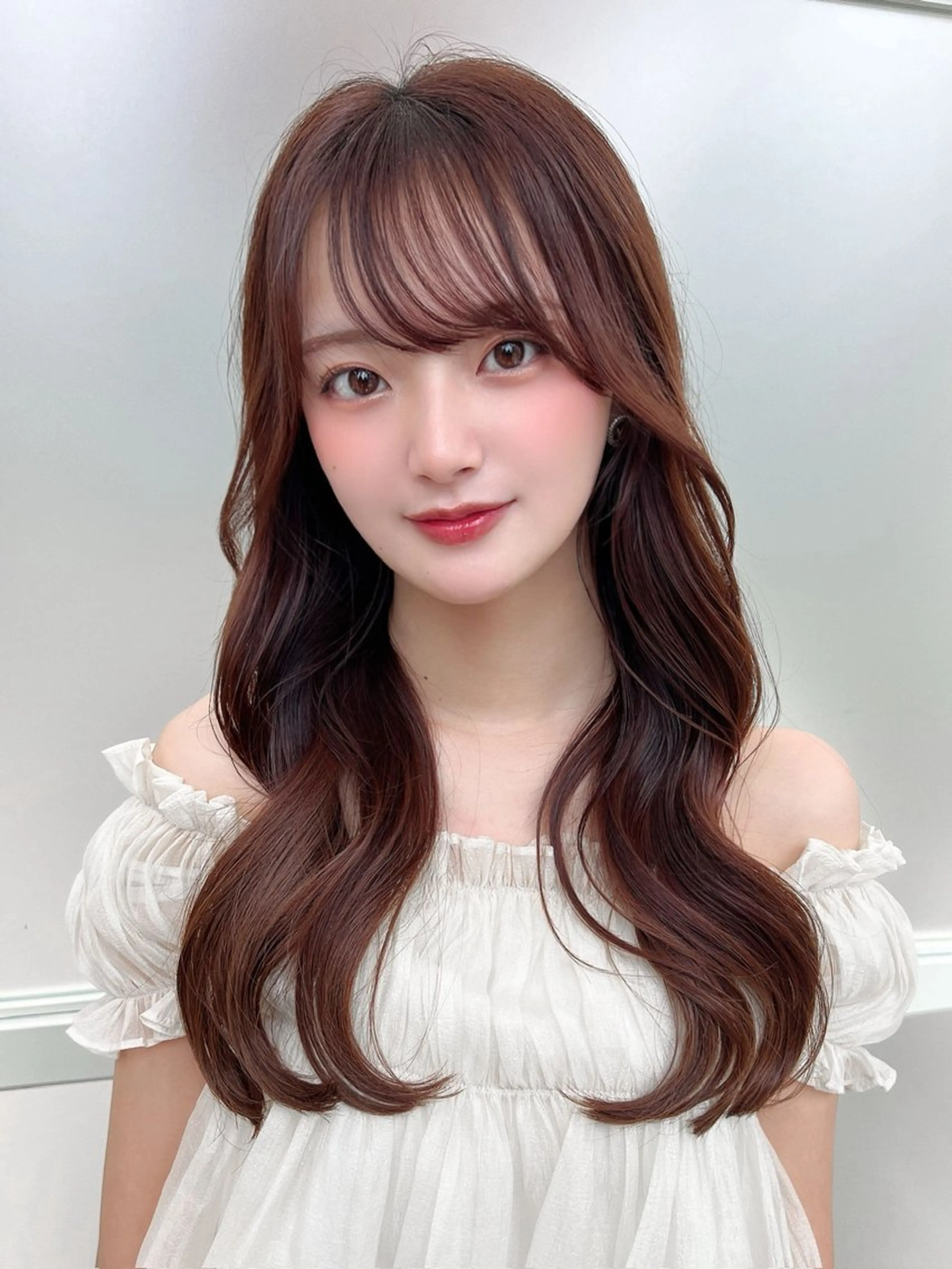 ロング カラー ベージュカラー ブラウンカラー グレージュ 韓国風ヘア レイヤーカット カット ヘアカラー トリートメント 山﨑 翼のヘアスタイル