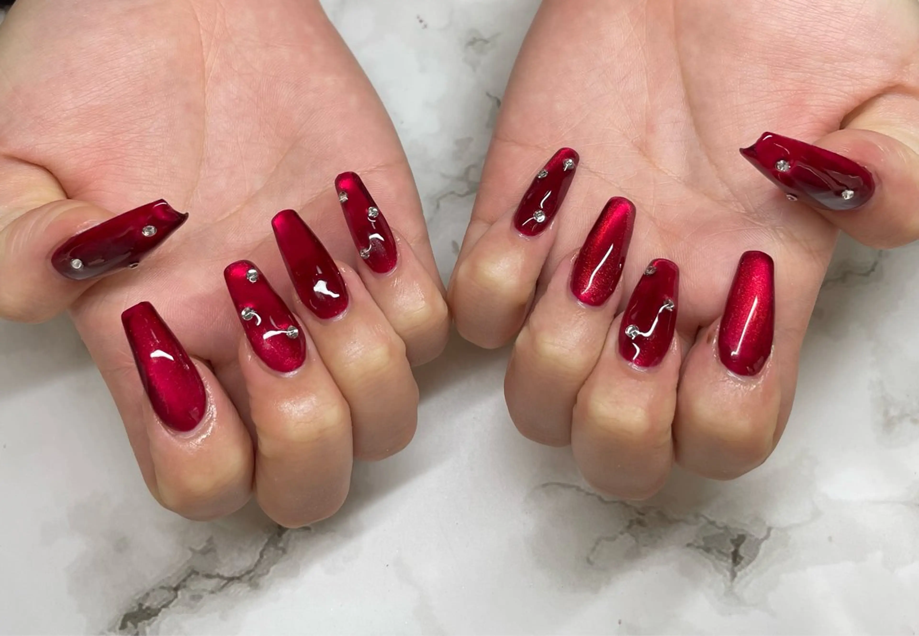 ネイル マグネットネイル オトク ネイルのネイルデザイン