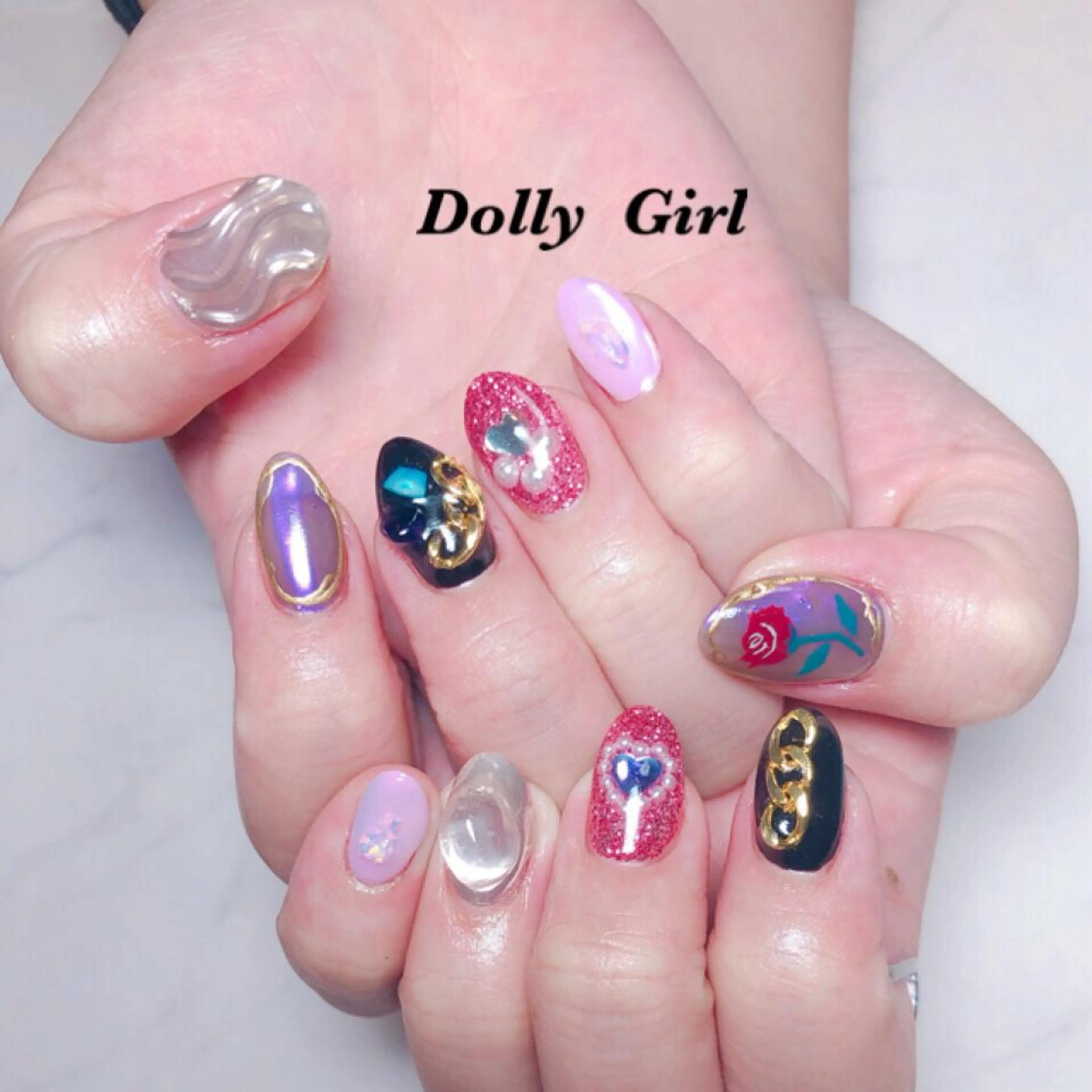 ネイル 個室ネイルサロンDolly  Girl〜ドーリーガール〜所属・DollyGirl KYOKOのネイルデザイン