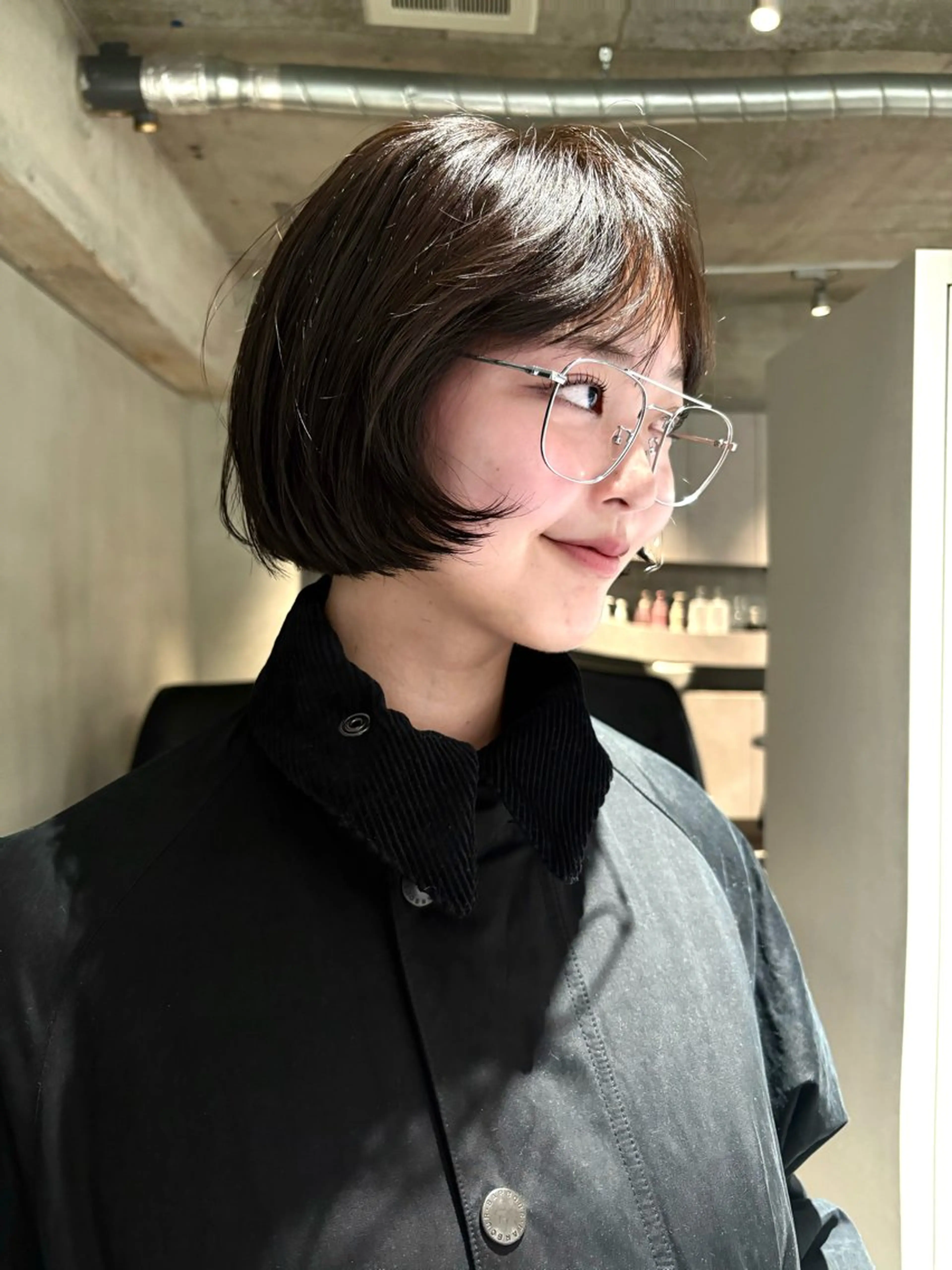 ショート カット ヘアカラー FILMS 綾菜のヘアスタイル