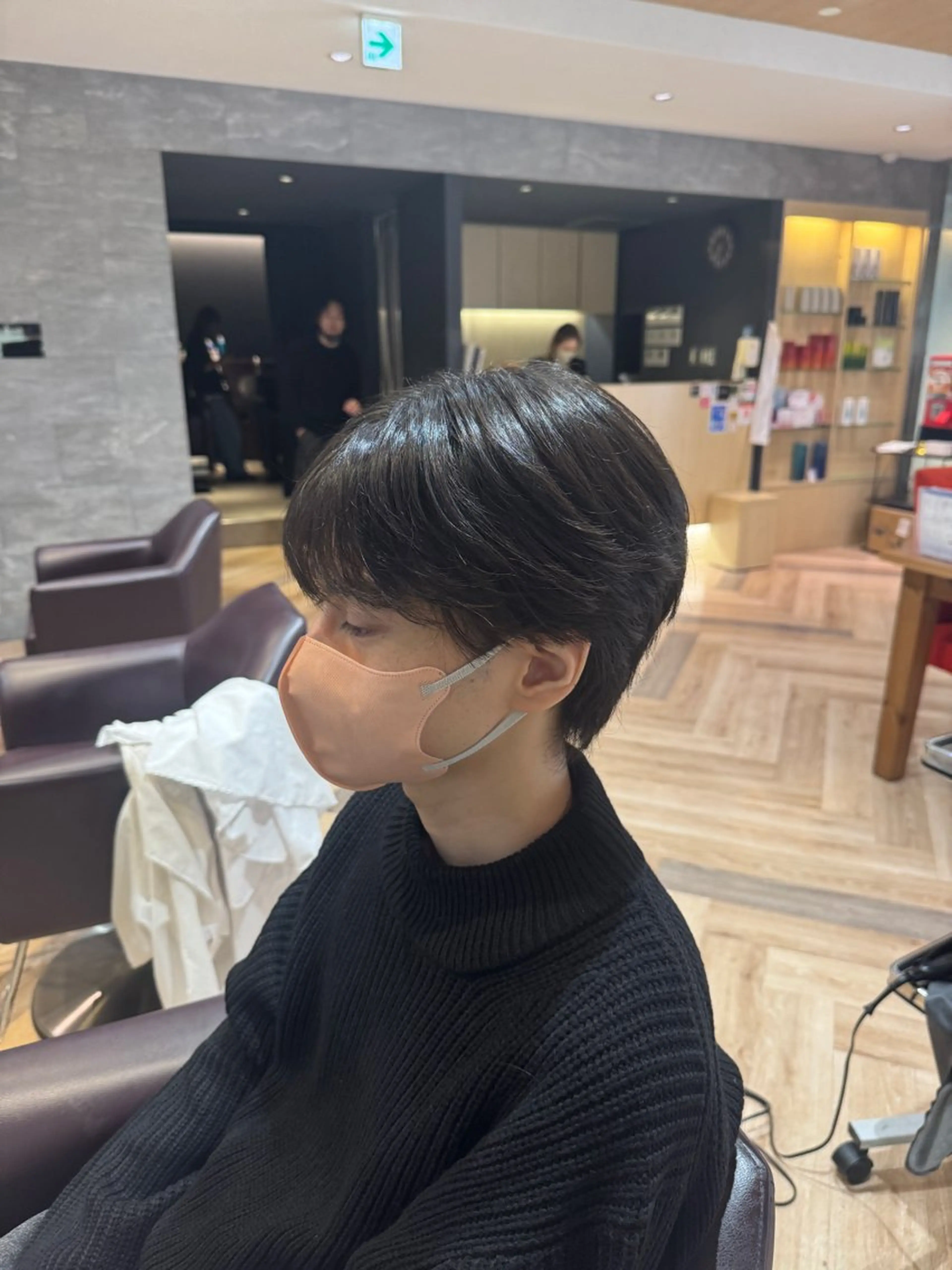 ショート メンズ マッシュ シースルーマッシュ メンズ特化/ センターパート/八谷のヘアスタイル