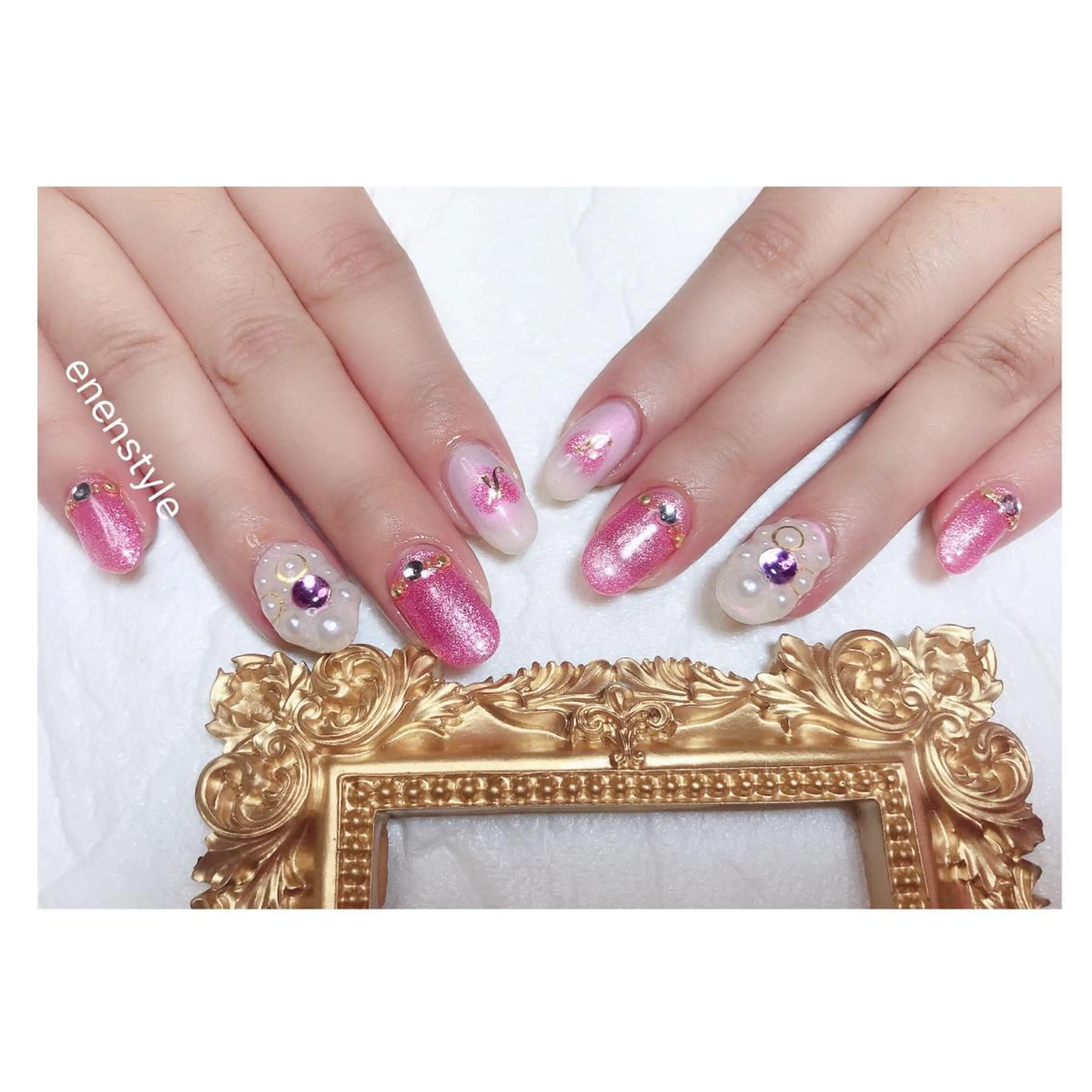 ショート ネイル ジェルネイル ニュアンスネイル オフィスネイル ピンク シンプルネイル 👑enen style👑のネイルデザイン