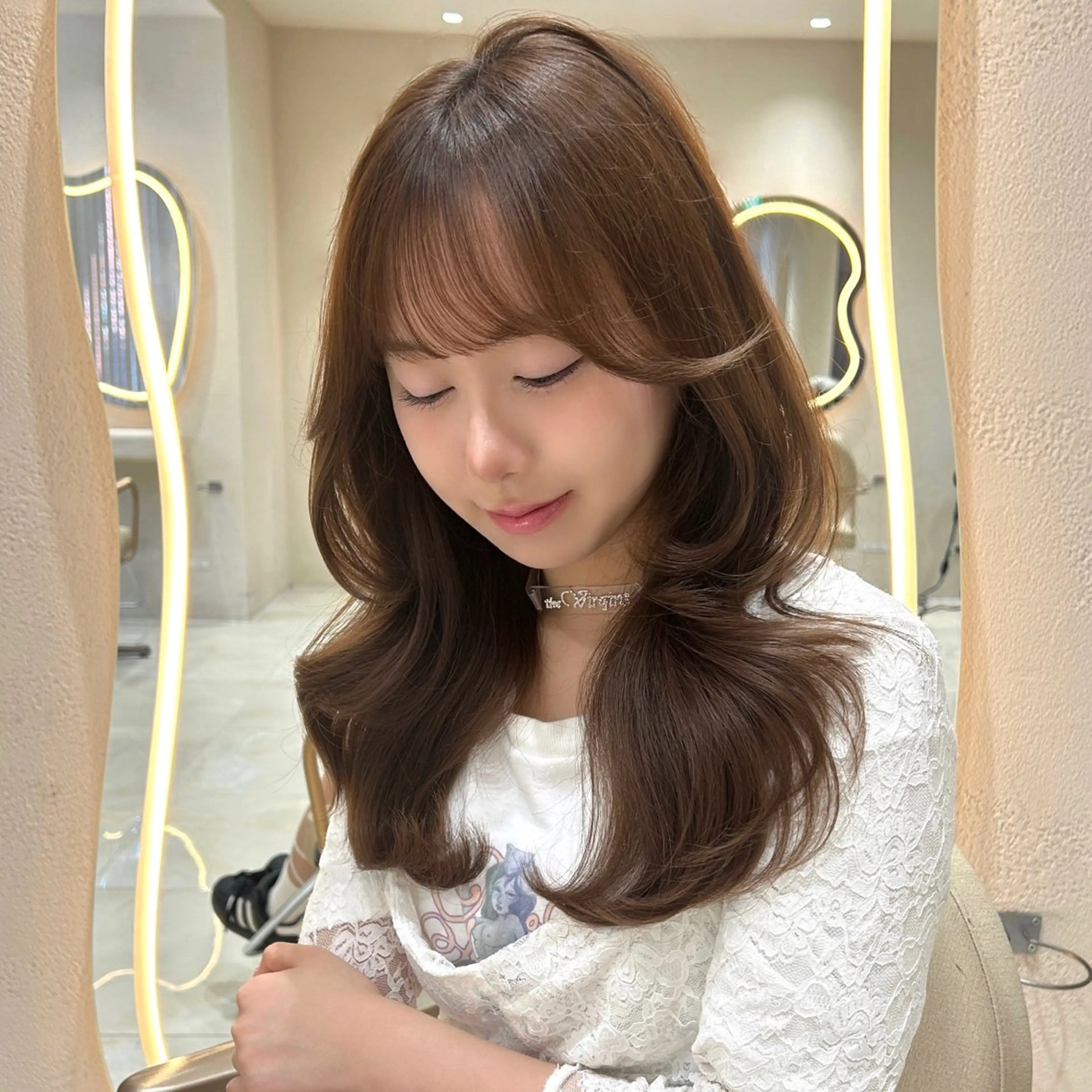 ロング カラー ベージュカラー 顔周りカット レイヤーカット ロング ヘアカラー 柔らかいガーリーヘア 🎀Mahiroのヘアスタイル