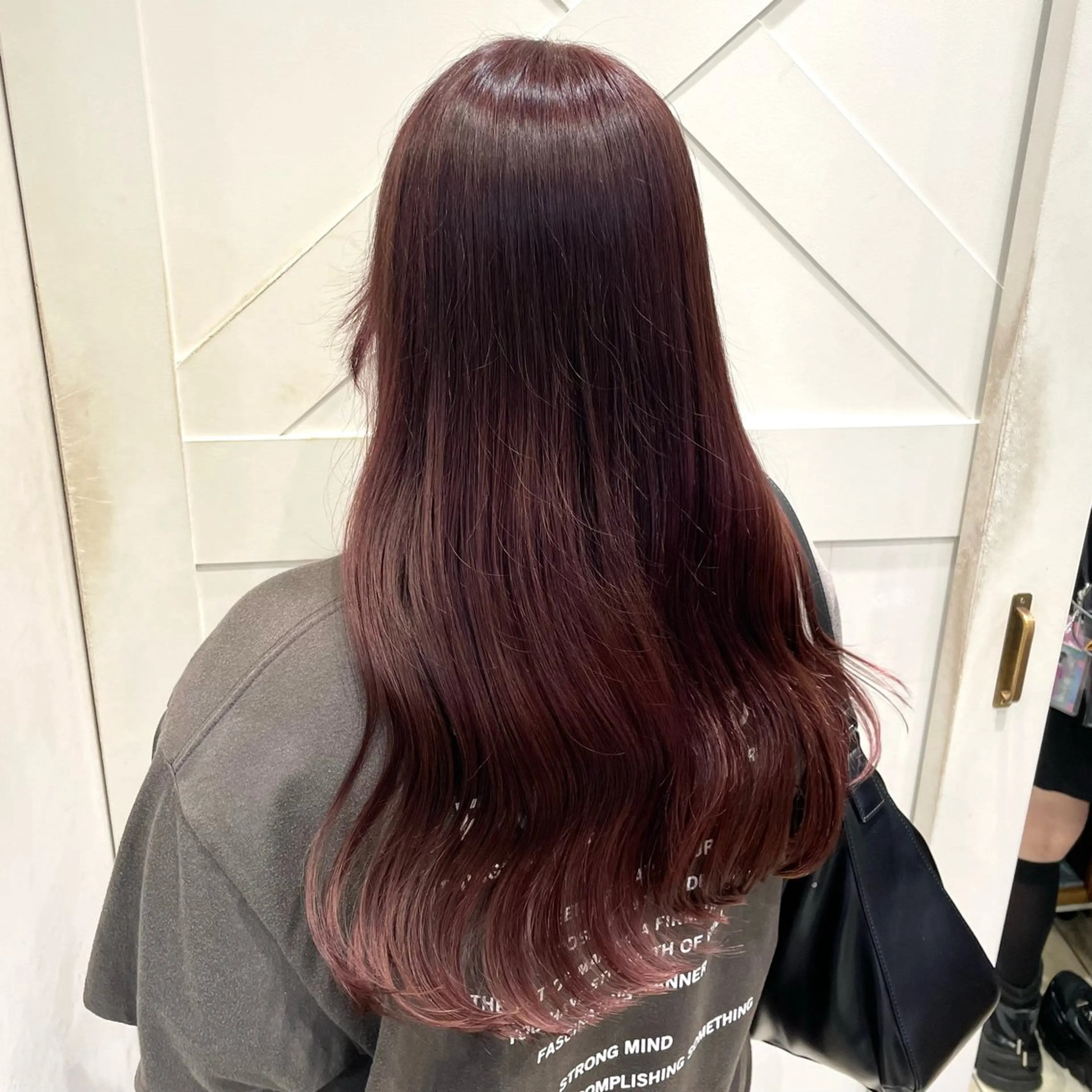 ロング カラー ブリーチ ブリーチなしカラー ヘアカラー 横浜パーマ🌐 暖色カラー🍒もえかのヘアスタイル