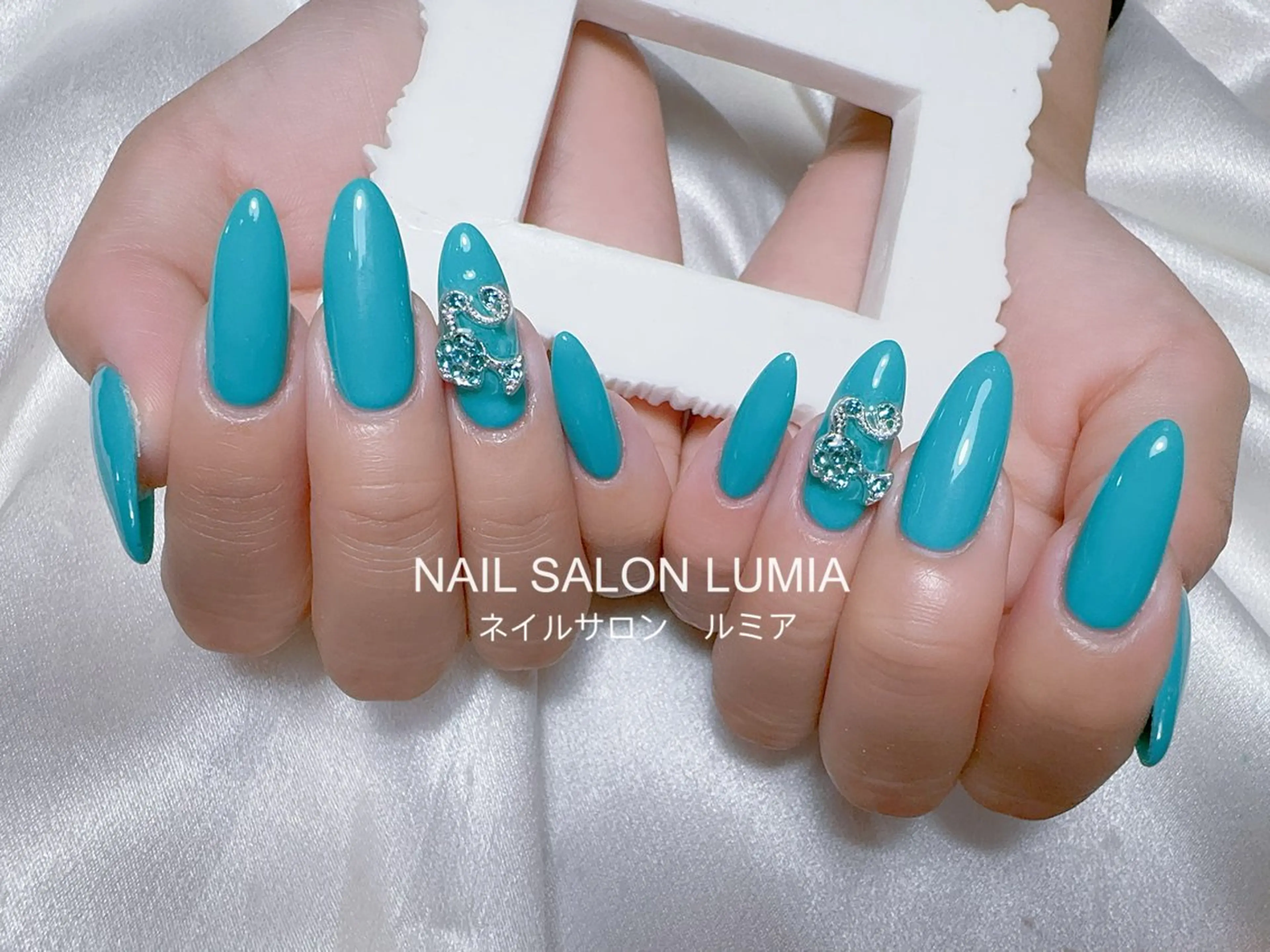 ネイル ハンドネイル ネイルサロン ルミア Lumia 店長のネイルデザイン